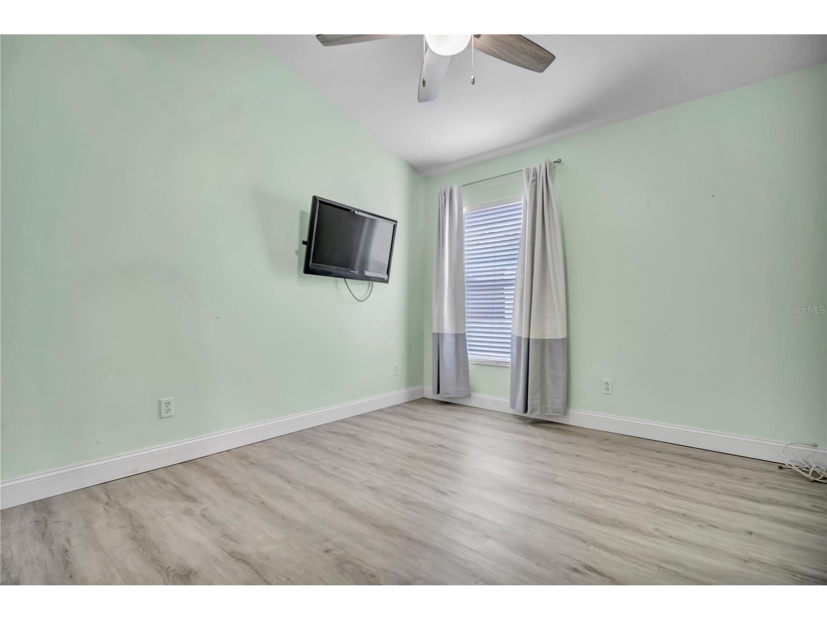 809 Addison Drive NE Saint Petersburg FL 33716 TB8520254 image33