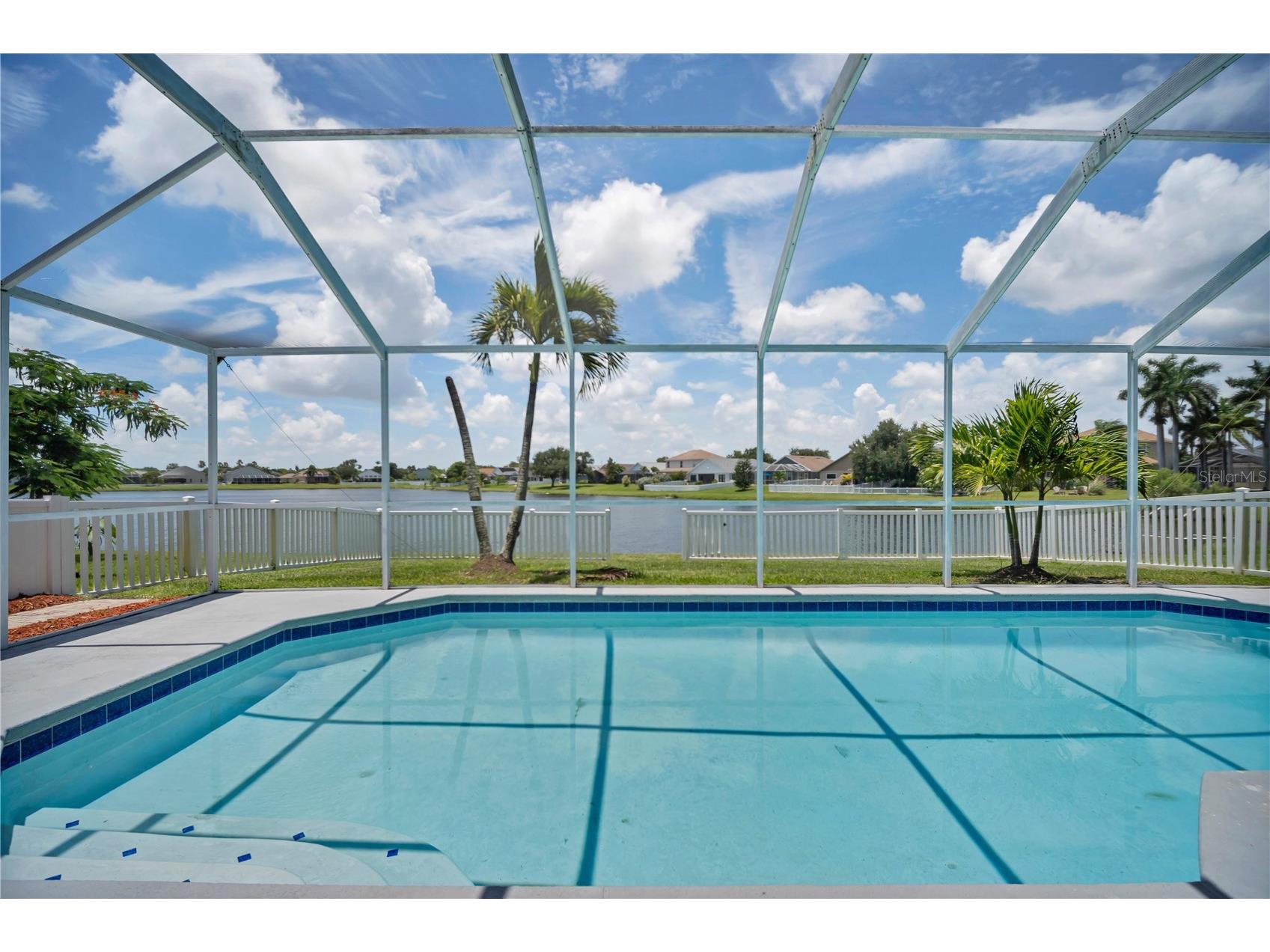 809 Addison Drive NE Saint Petersburg FL 33716 TB8520254 image39