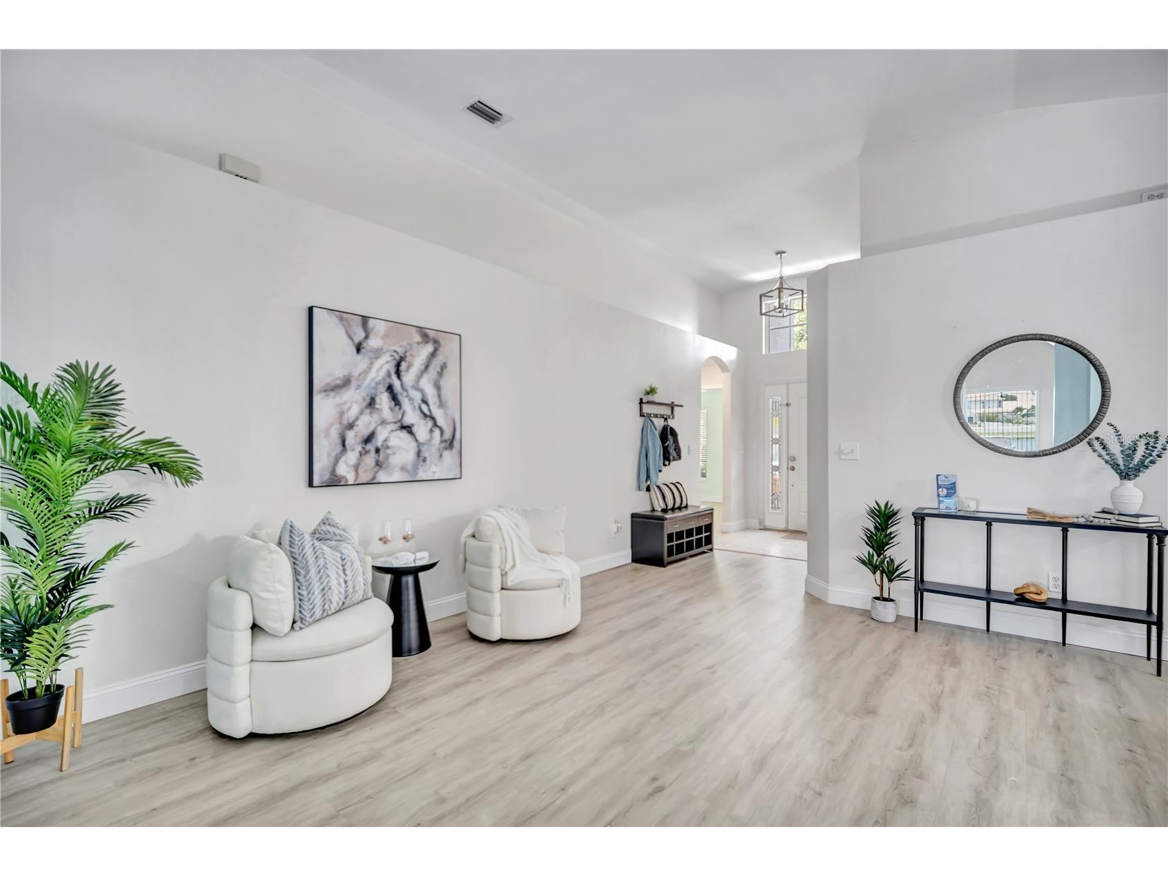 809 Addison Drive NE Saint Petersburg FL 33716 TB8520254 image4
