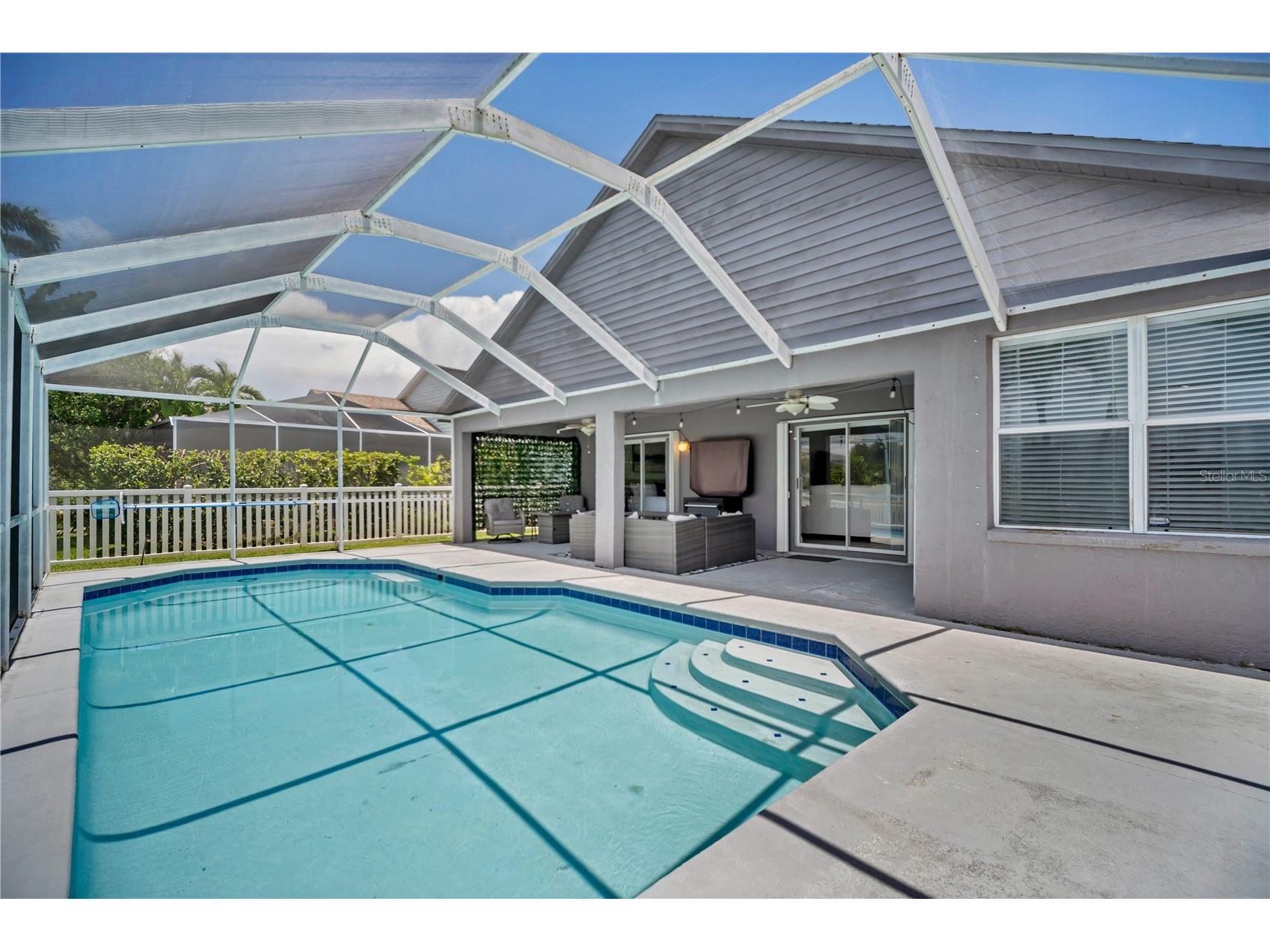 809 Addison Drive NE Saint Petersburg FL 33716 TB8520254 image40