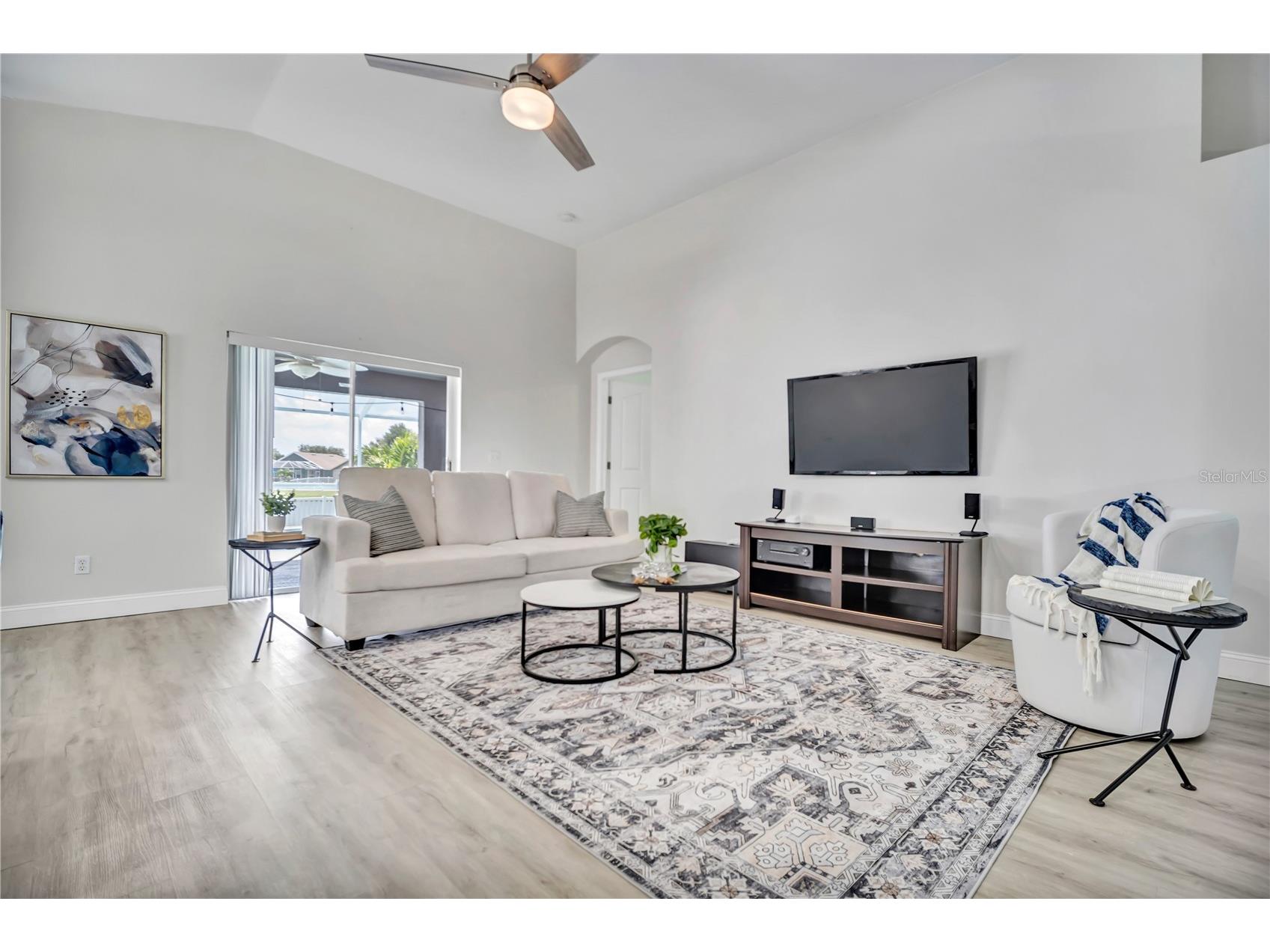 809 Addison Drive NE Saint Petersburg FL 33716 TB8520254 image8