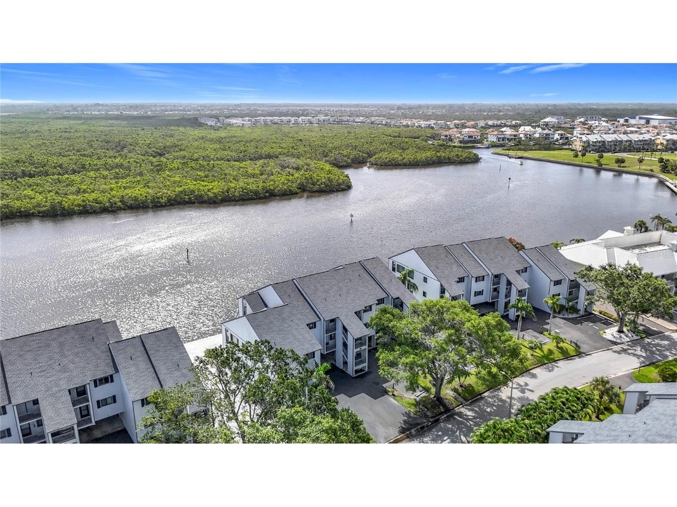 809 Bahia Del Sol Drive #72 Ruskin FL 33570 TB8396504 image58