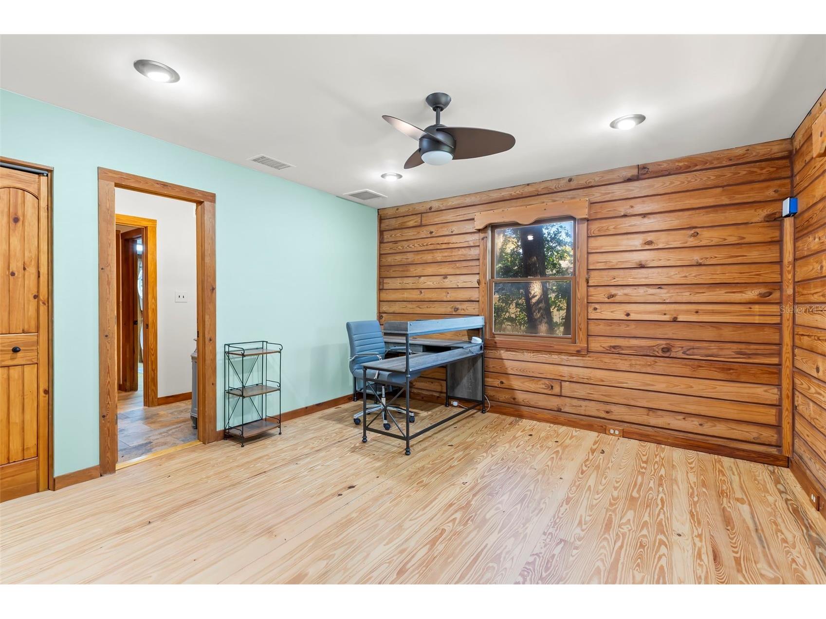 809 Cardinal Avenue Palm Harbor FL 34683 TB8470211 image16