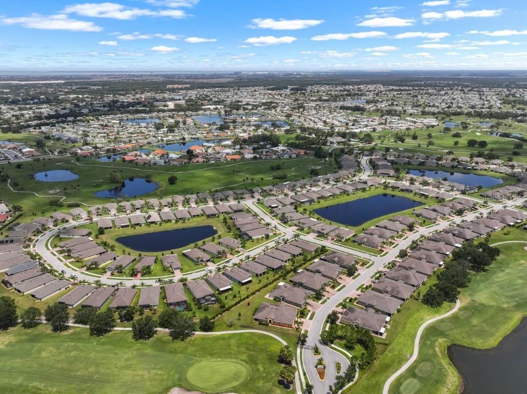 809 Chipper Drive Sun City Center FL 33573 TB8411945 image39