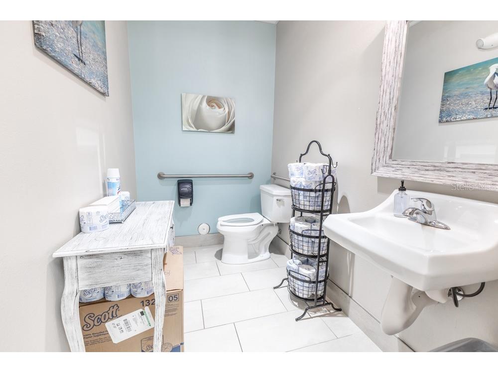 809 County Road 466 #202C Lady Lake FL 32159 G5106885 image27