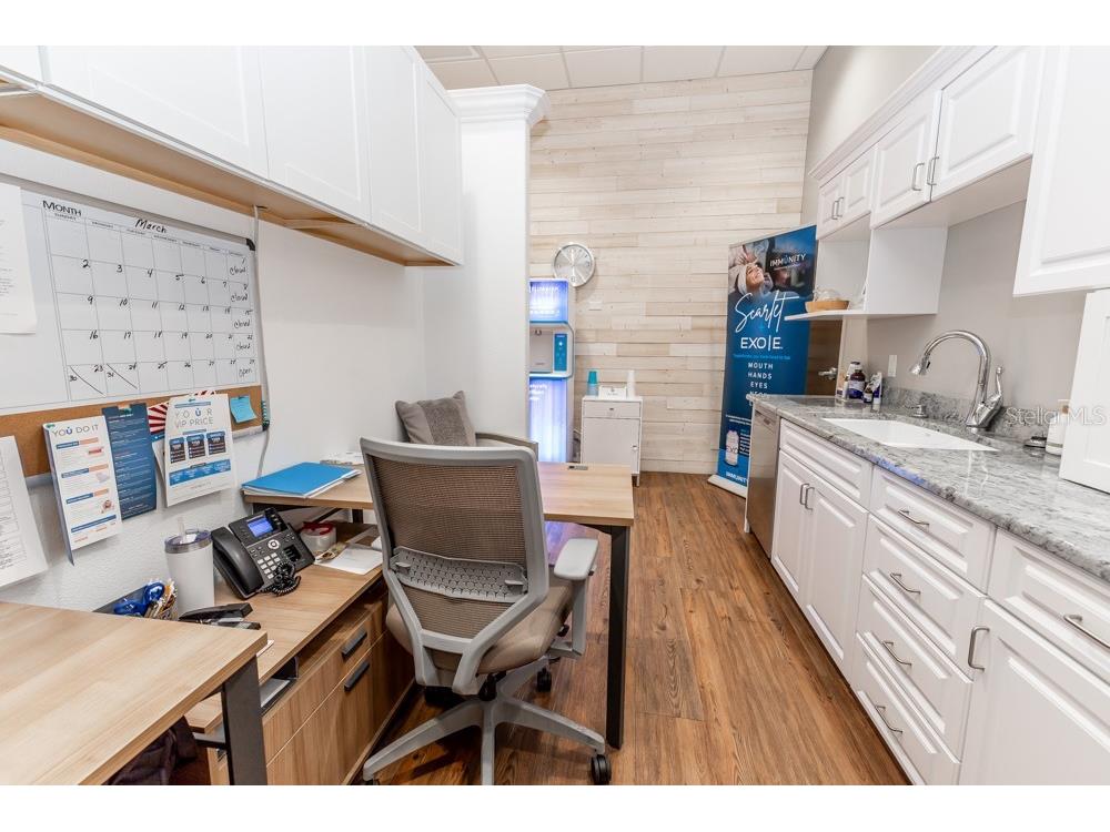 809 County Road 466 #202C Lady Lake FL 32159 G5106885 image36