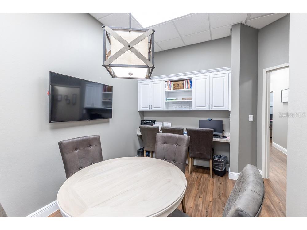 809 County Road 466 #202C Lady Lake FL 32159 G5106885 image7