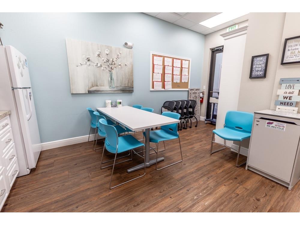 809 County Road 466 #202C Lady Lake FL 32159 G5106886 image29