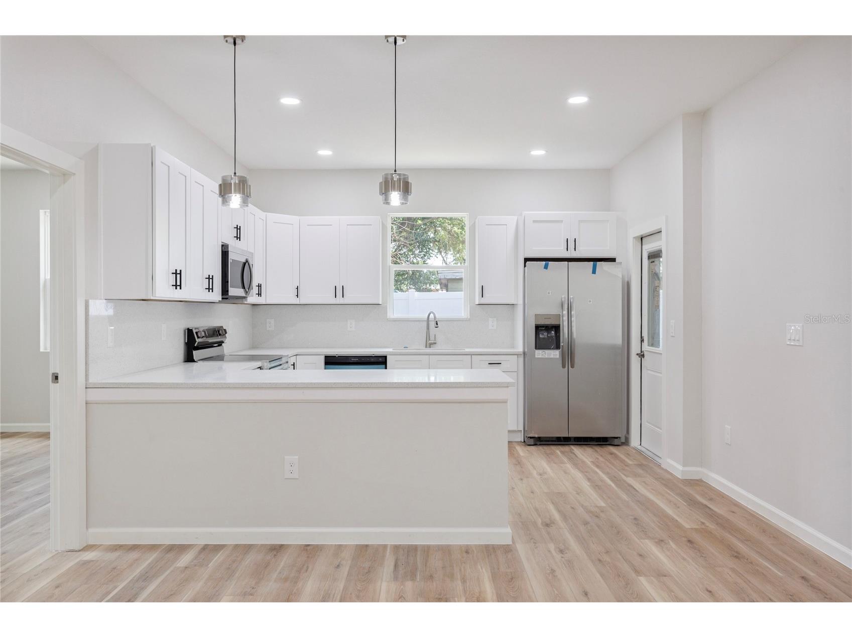 809 E 131st Ave Tampa FL 33612 TB8494805 image10