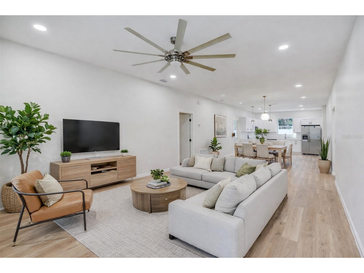 809 E 131st Ave Tampa FL 33612 TB8494805 image11