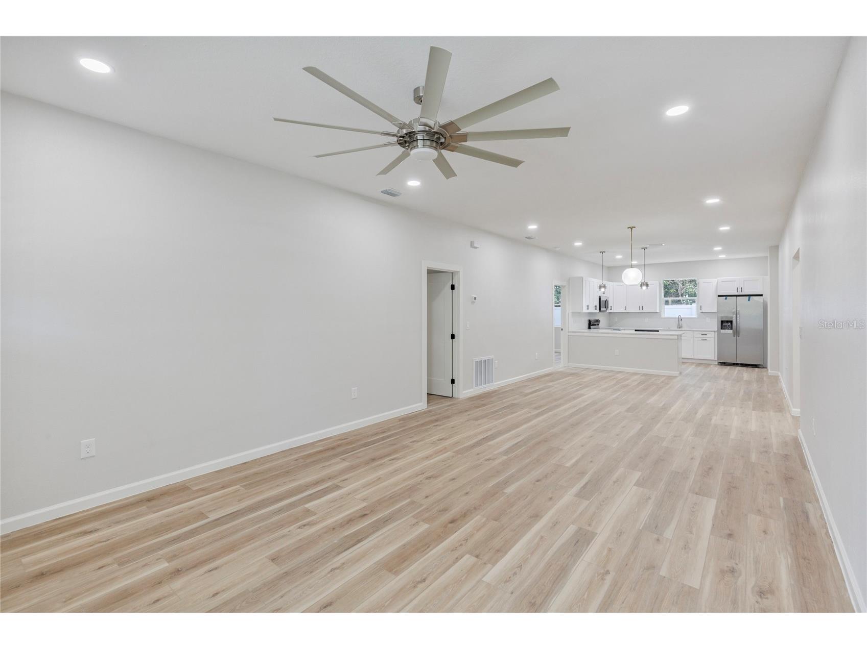 809 E 131st Ave Tampa FL 33612 TB8494805 image12
