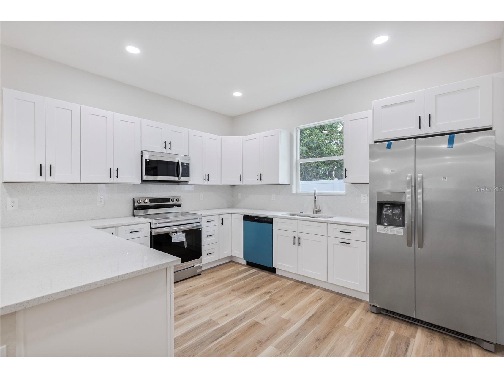 809 E 131st Ave Tampa FL 33612 TB8494805 image9