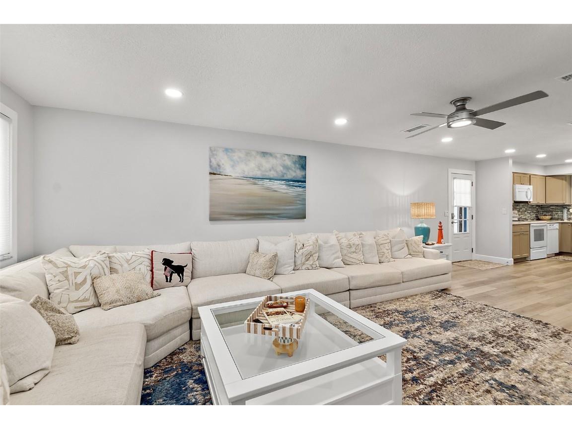 809 E 14th Avenue New Smyrna Beach FL 32169 V4942766 image12