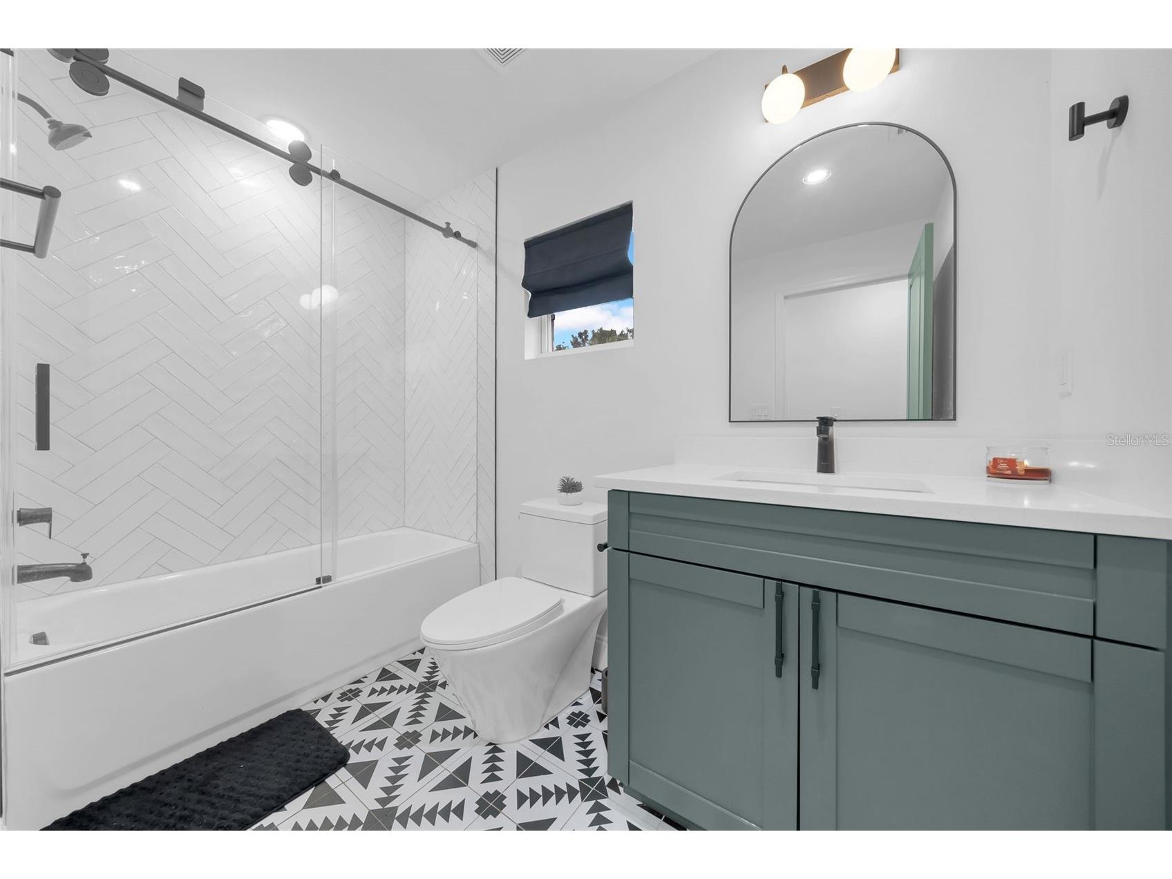 809 E Hanna Avenue Tampa FL 33604 TB8462820 image41