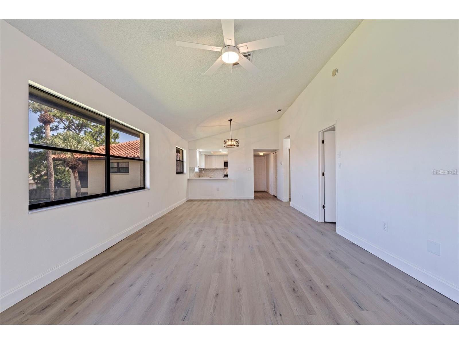 809 Hammock Pine Boulevard Clearwater FL 33761 TB8521998 image12