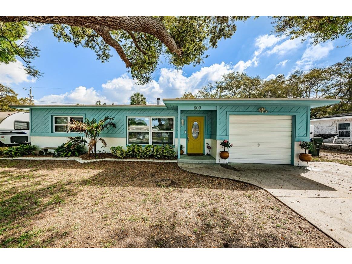 809 Helena Drive Largo FL 33770 U8192759 image1