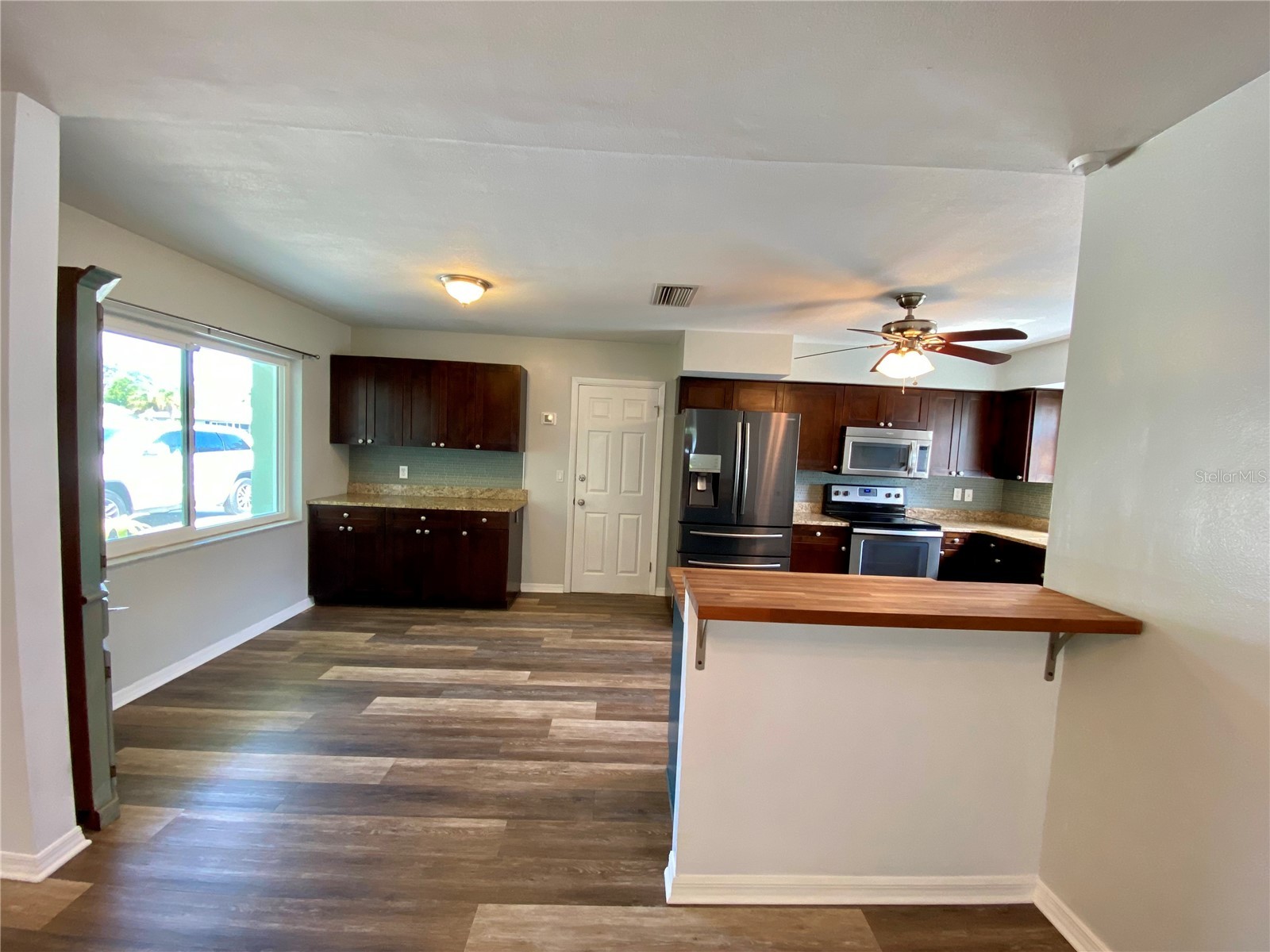 809 Jacaranda Drive Largo FL 33770 TB8529591 image6