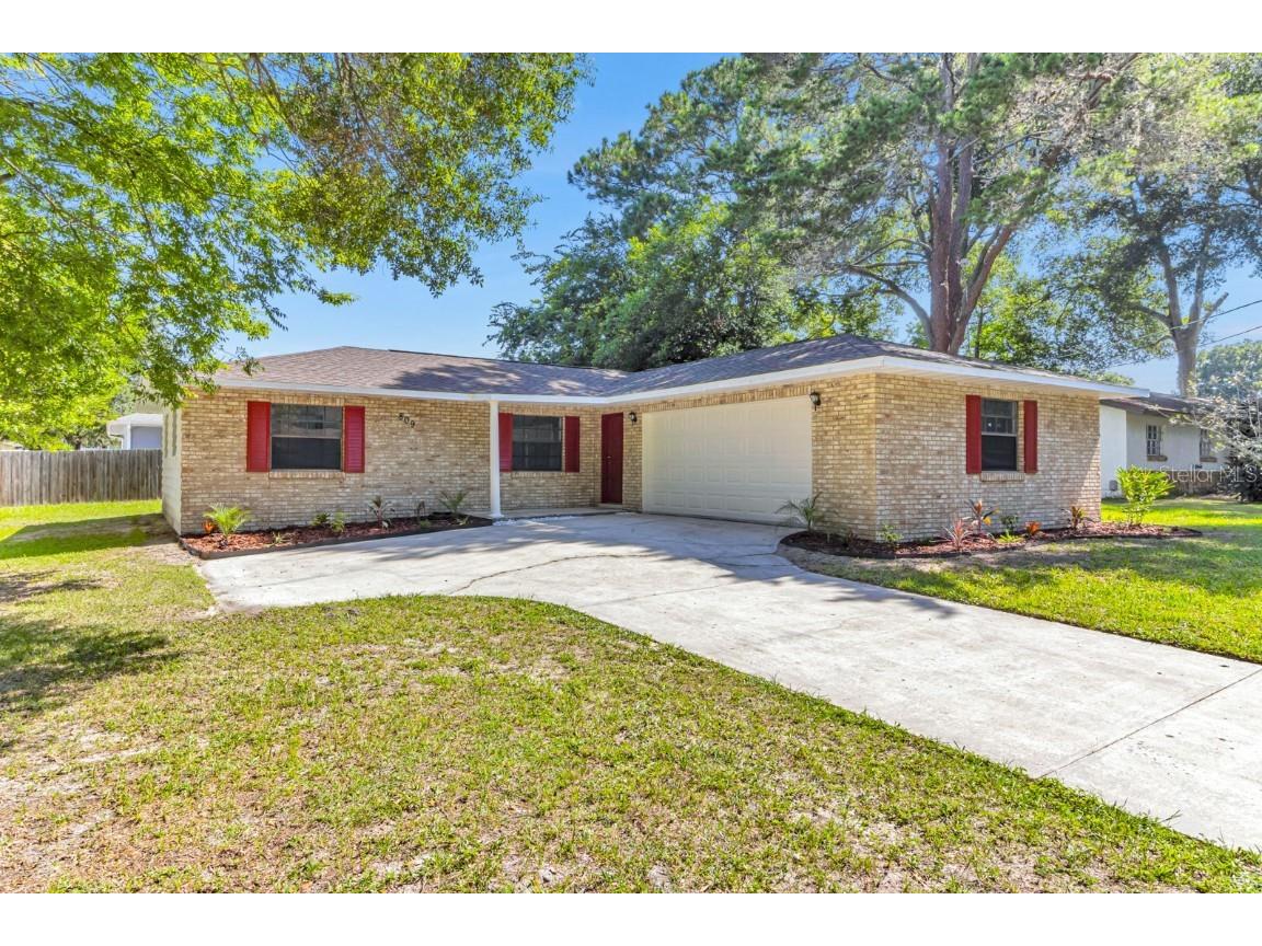 809 Judy Avenue Wildwood FL 34785 G5084614 image1