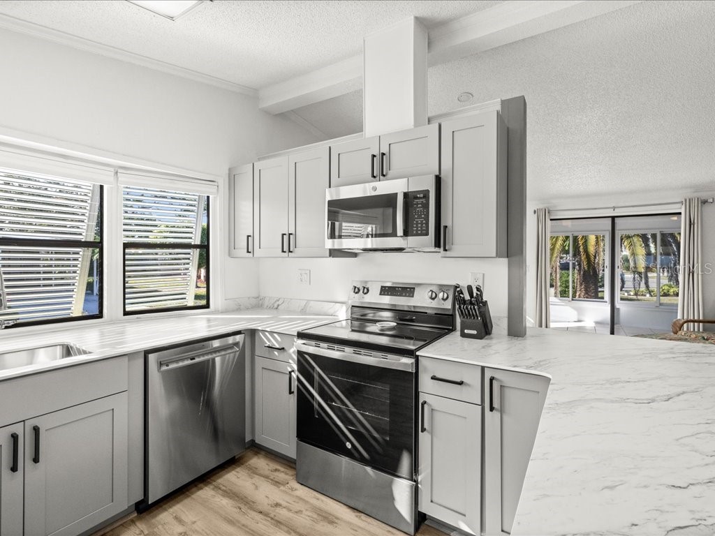 809 Manchester Court Englewood FL 34223 D6144642 image14