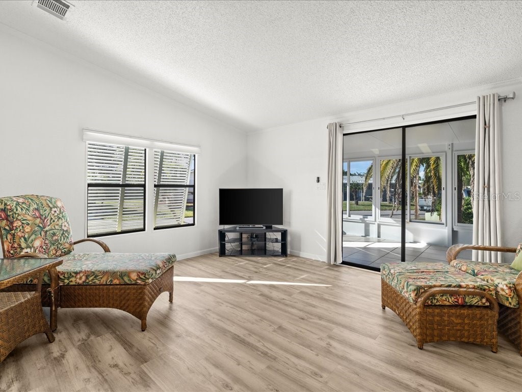 809 Manchester Court Englewood FL 34223 D6144642 image6