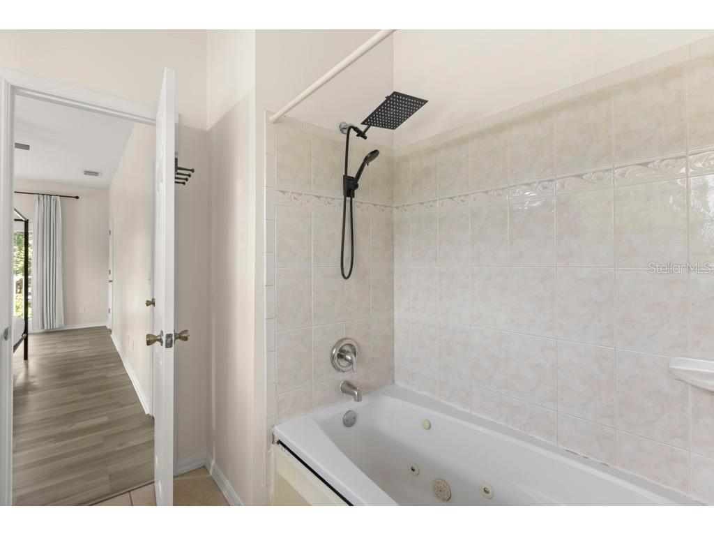 809 N Fern Creek Avenue Orlando FL 32803 O6422467 image17