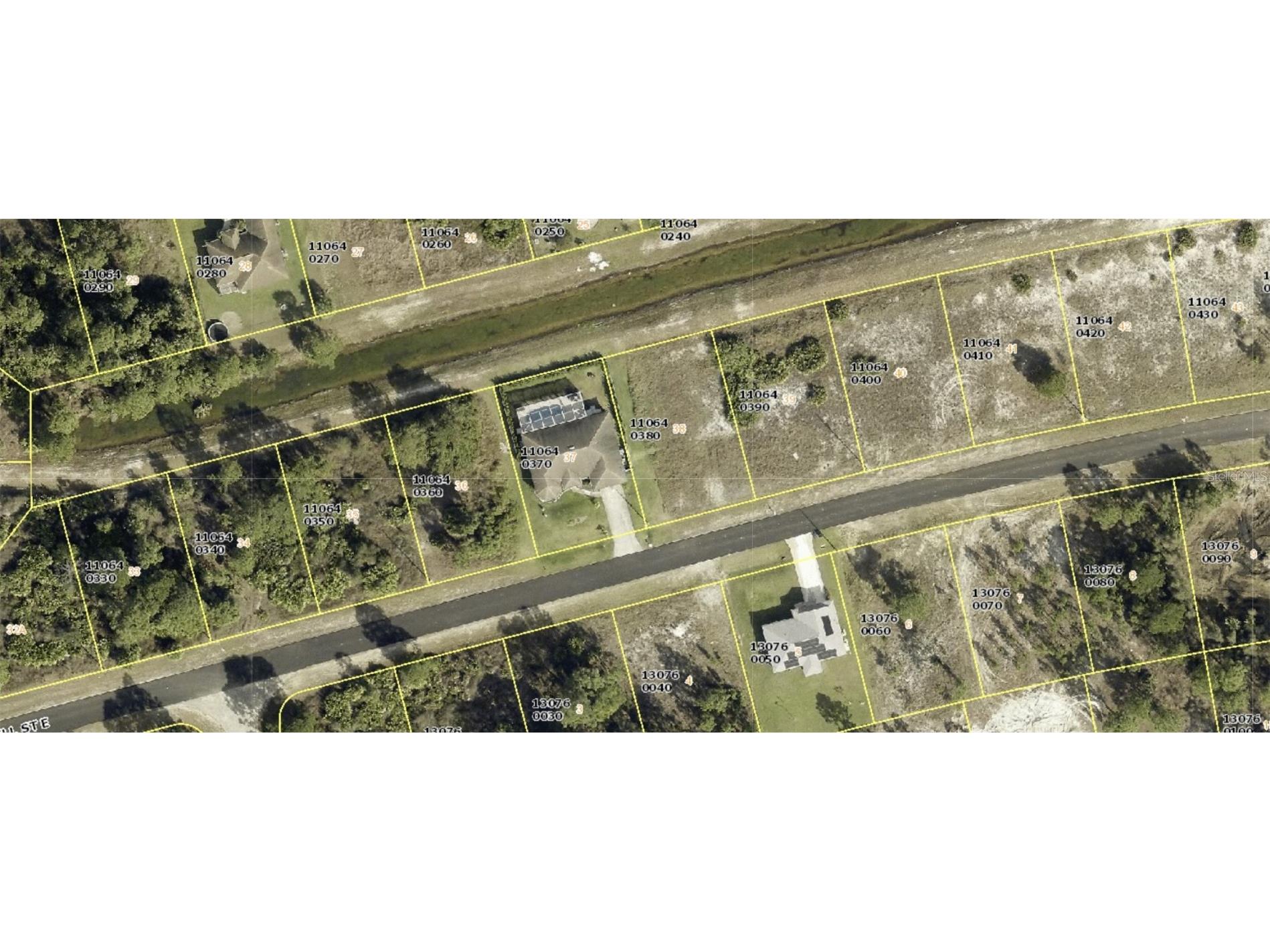 809 Newell Street E Lehigh Acres FL 33974 OM677290 image1