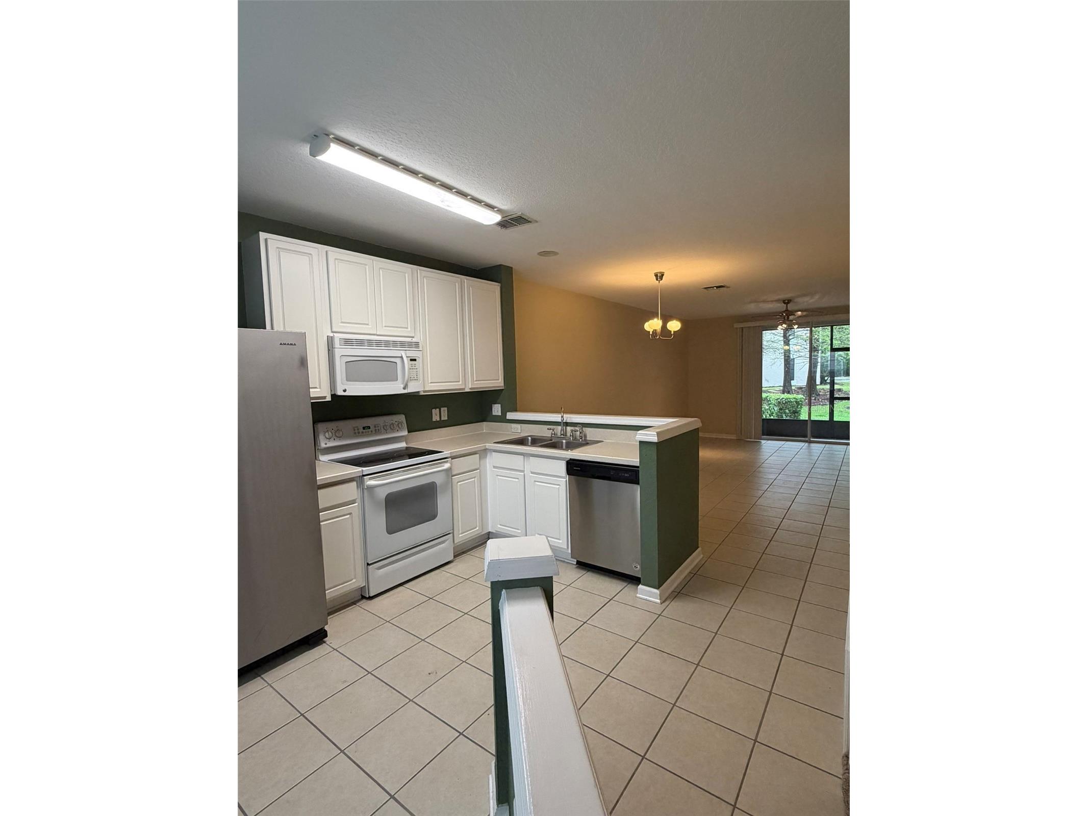 809 Shropshire Sanford FL 32771 O6400308 image2