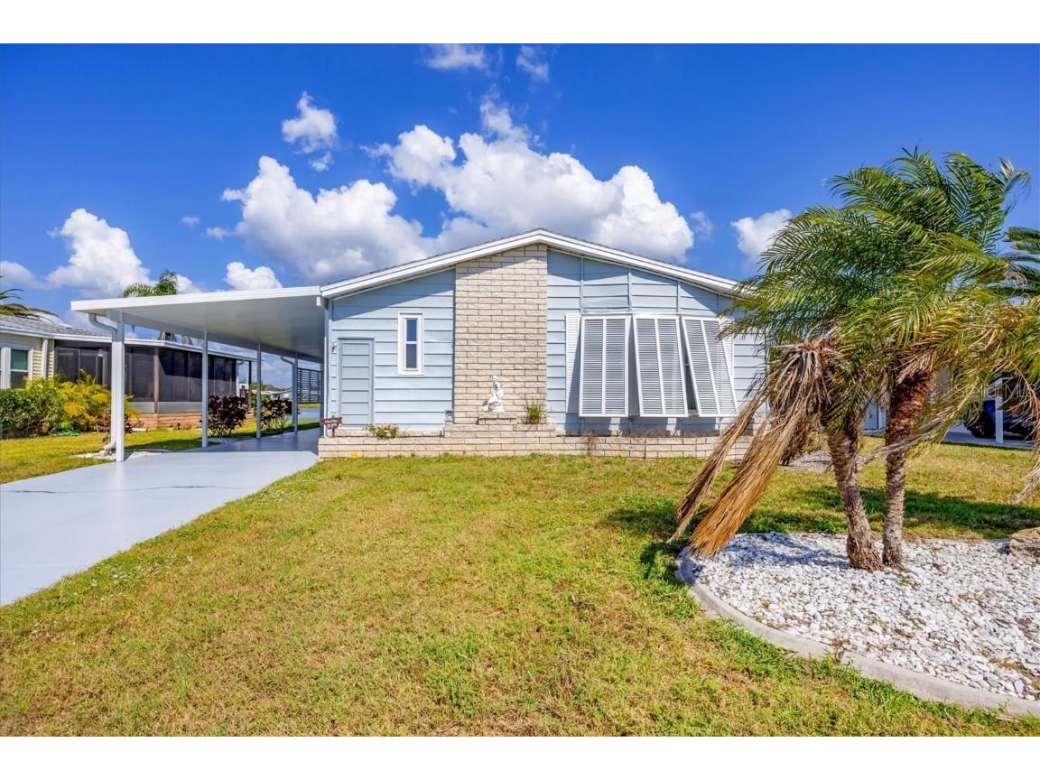 809 Tangerine Woods Boulevard #215 Englewood FL 34223 D6141733 image1