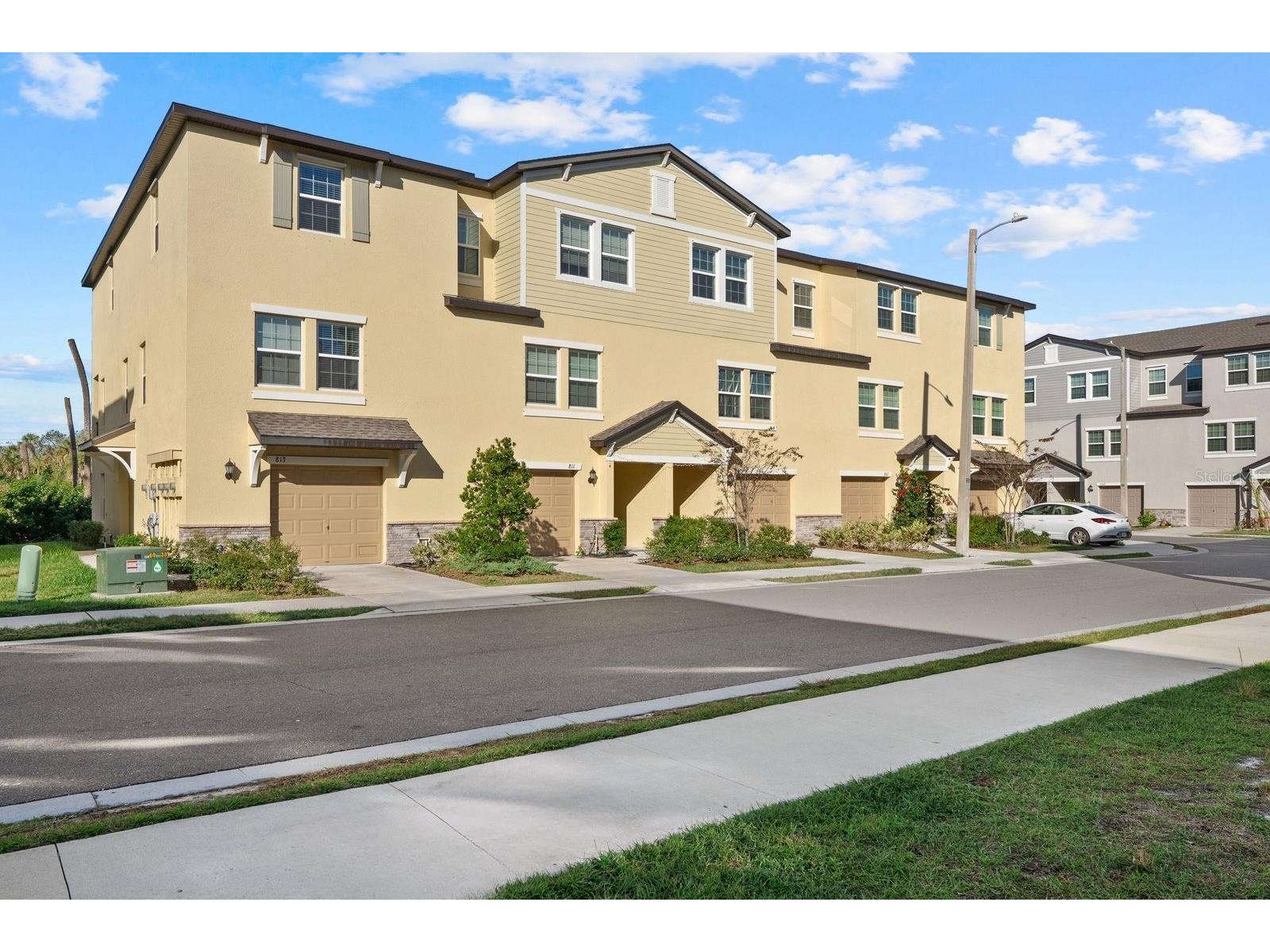 809 Tennyson Mill Circle Tampa FL 33619 TB8466402 image1