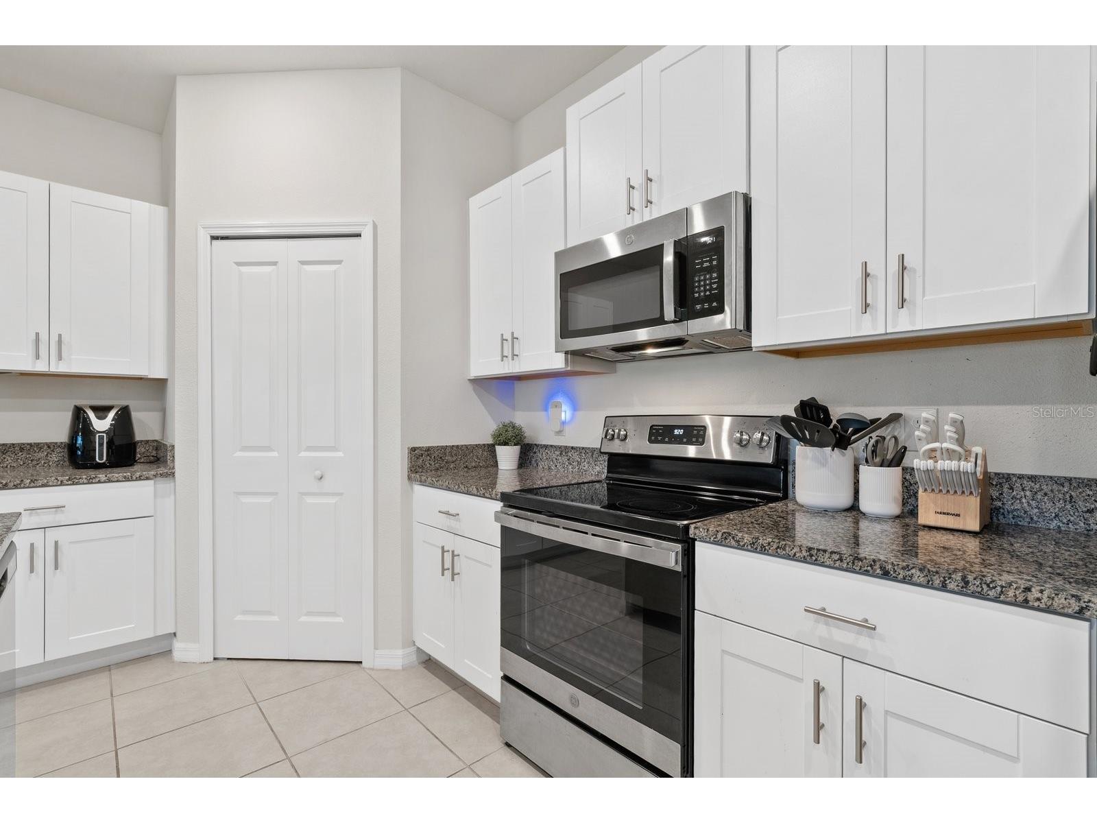 809 Tennyson Mill Circle Tampa FL 33619 TB8466402 image18