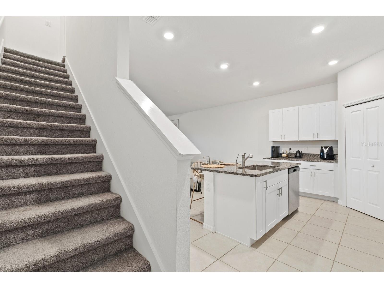 809 Tennyson Mill Circle Tampa FL 33619 TB8466402 image20