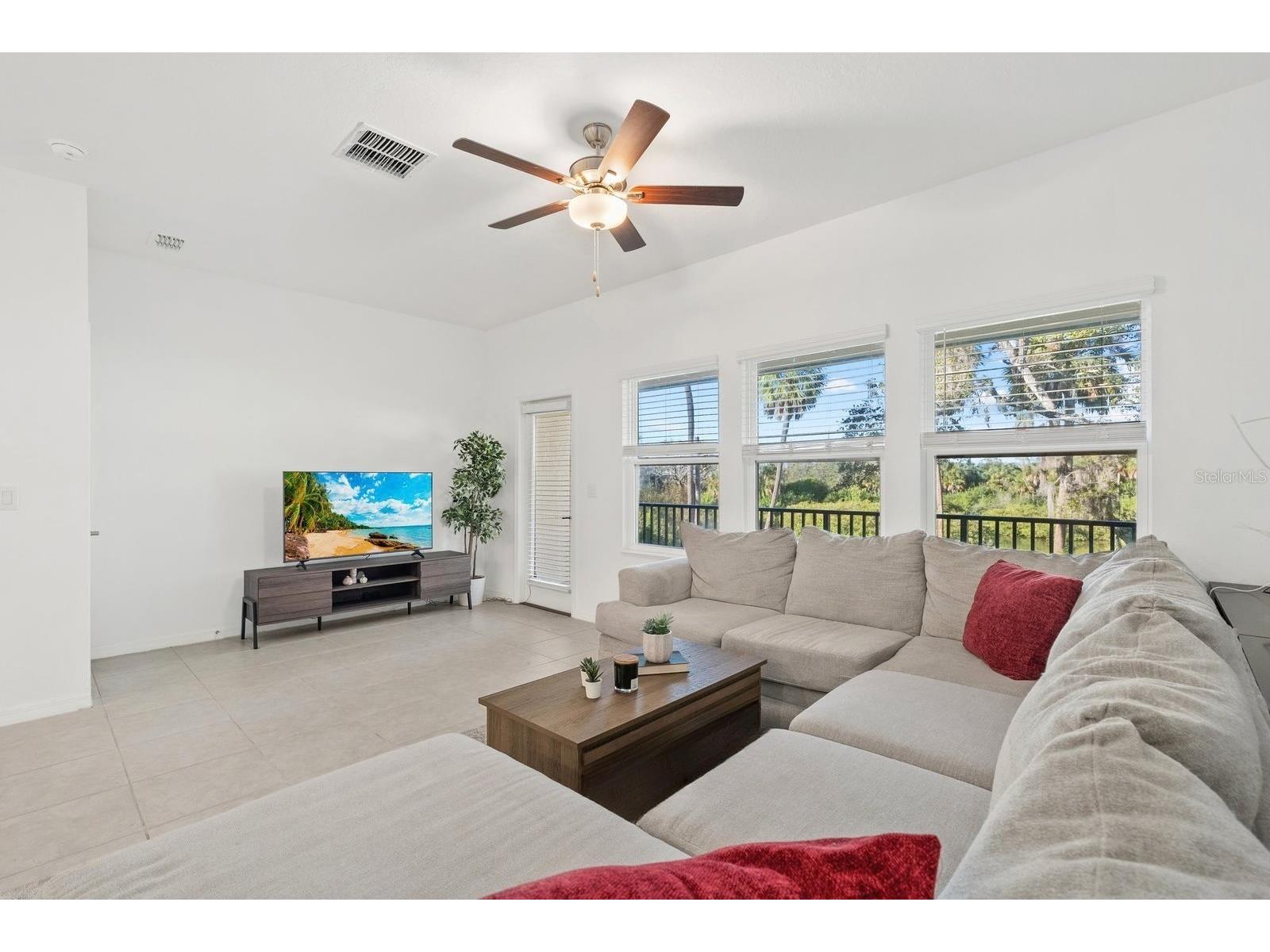 809 Tennyson Mill Circle Tampa FL 33619 TB8466402 image9