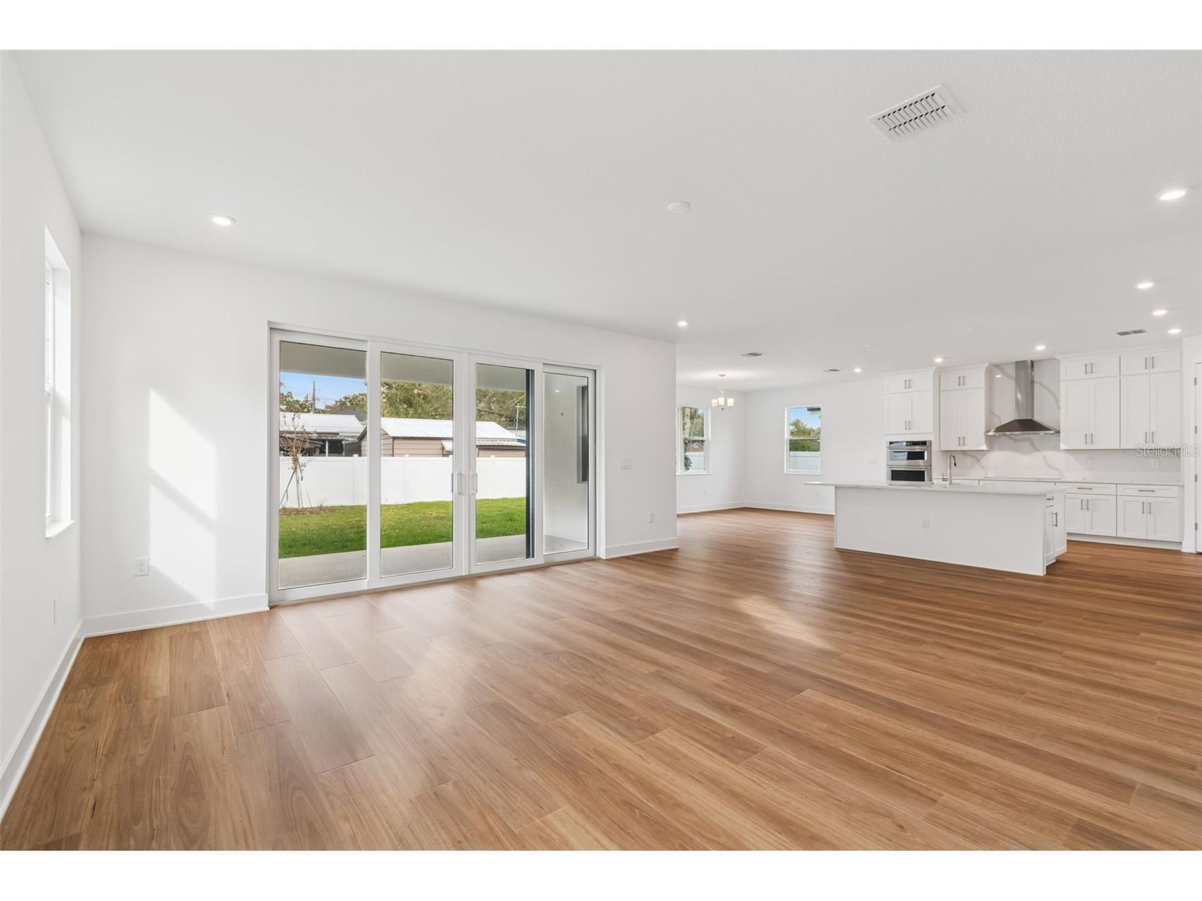 809 W Indiana Avenue Tampa FL 33603 TB8330083 image17