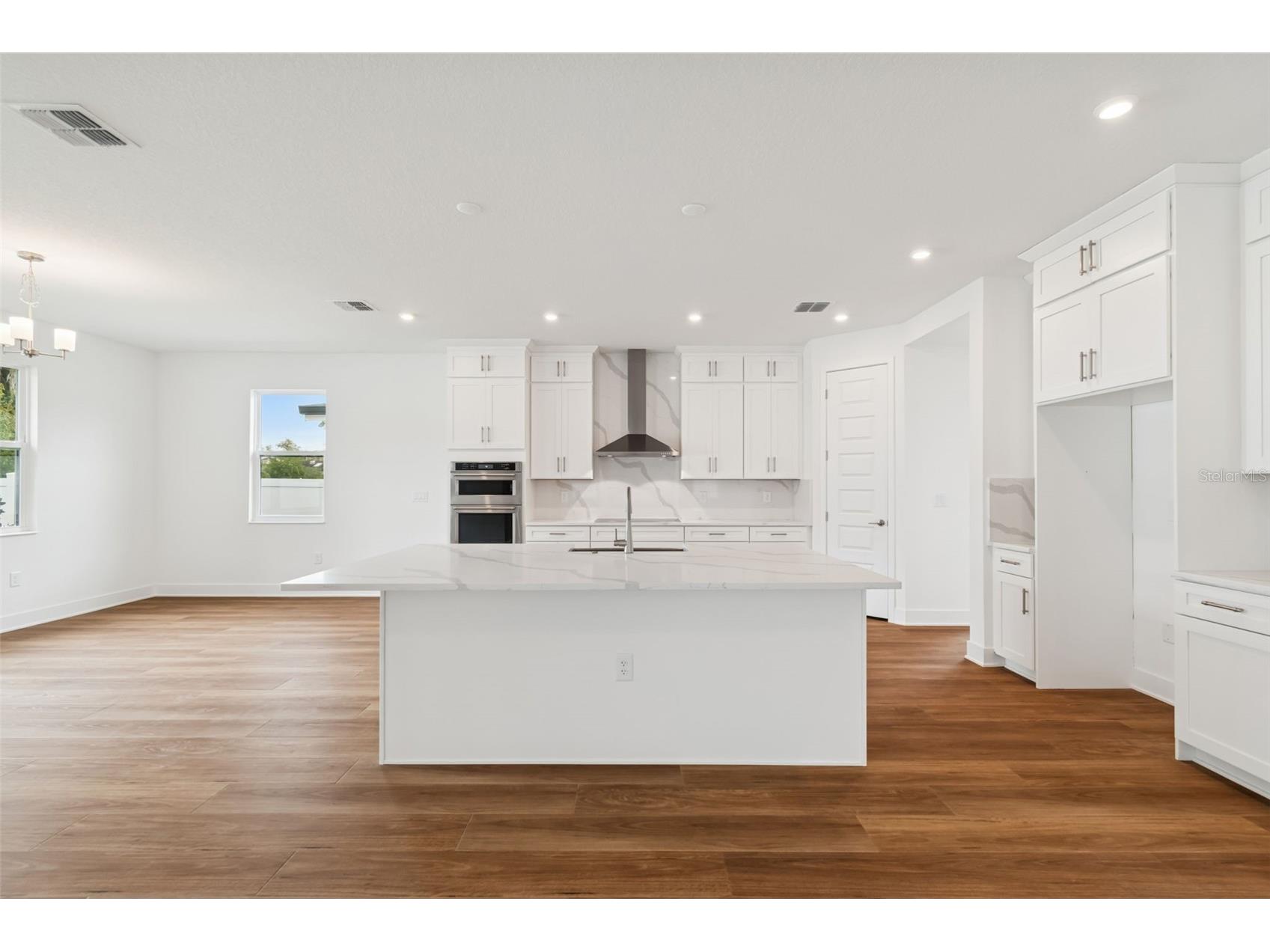 809 W Indiana Avenue Tampa FL 33603 TB8330083 image25