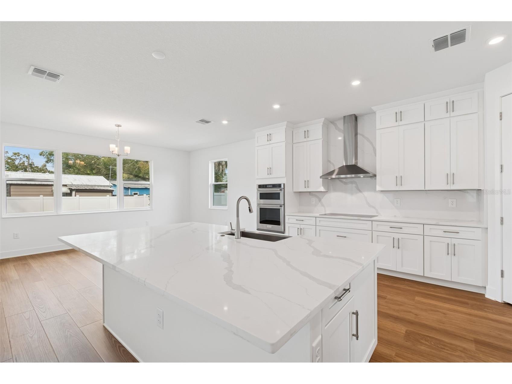 809 W Indiana Avenue Tampa FL 33603 TB8330083 image28