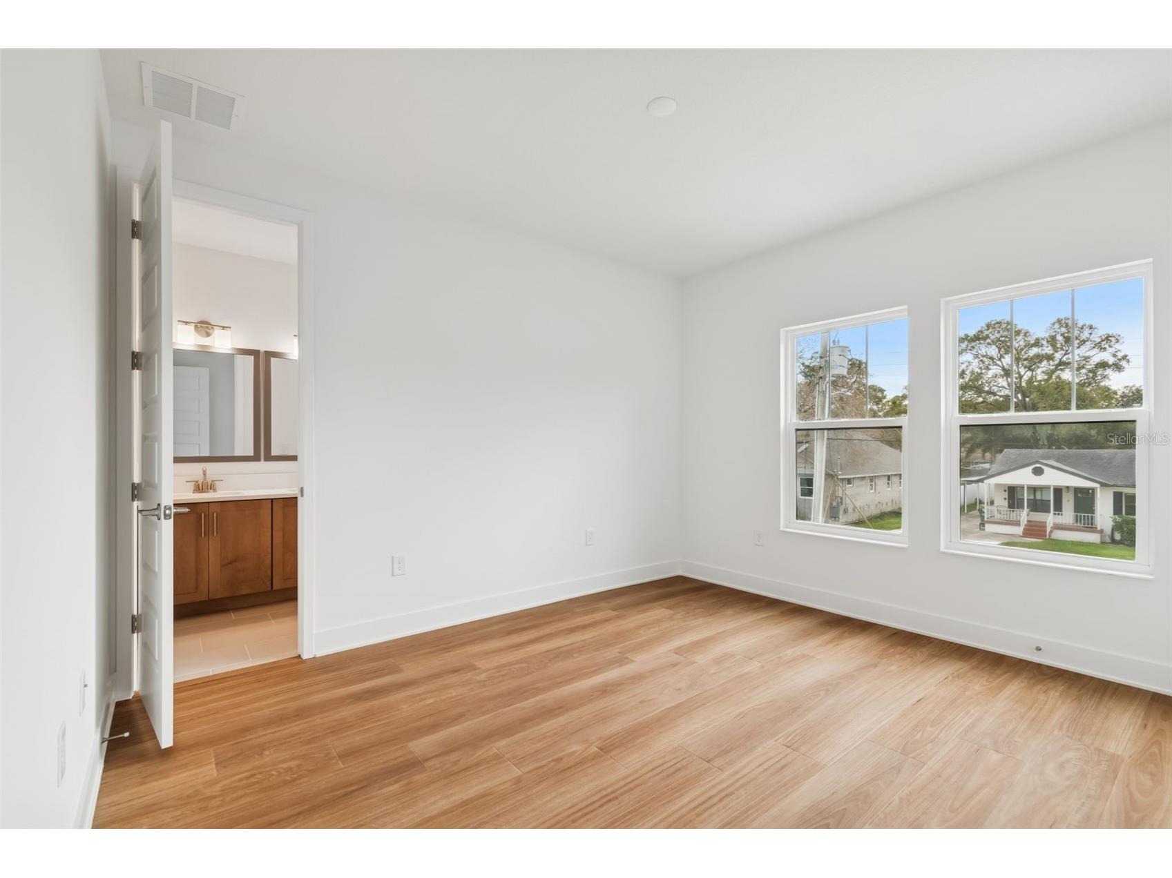 809 W Indiana Avenue Tampa FL 33603 TB8330083 image50