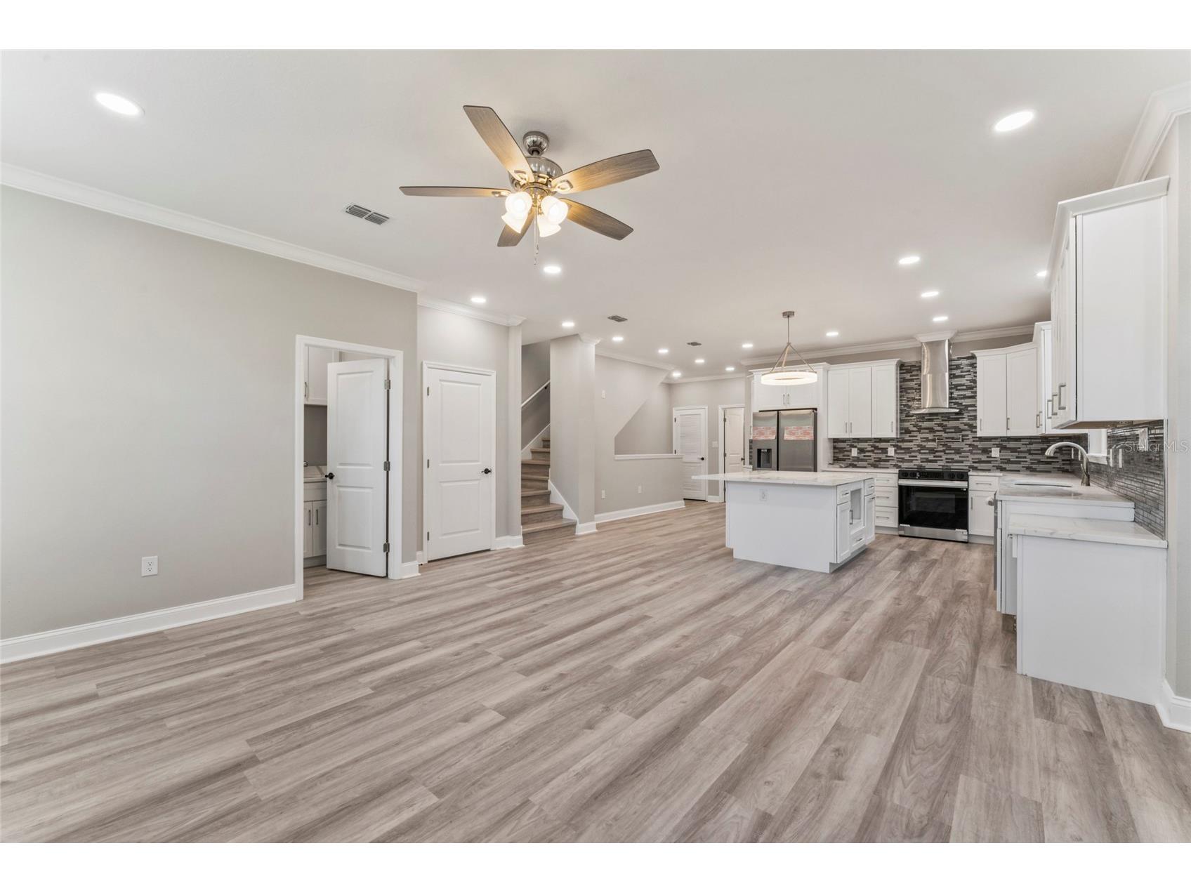 809 W Linebaugh Avenue #1B Tampa FL 33612 TB8485551 image20