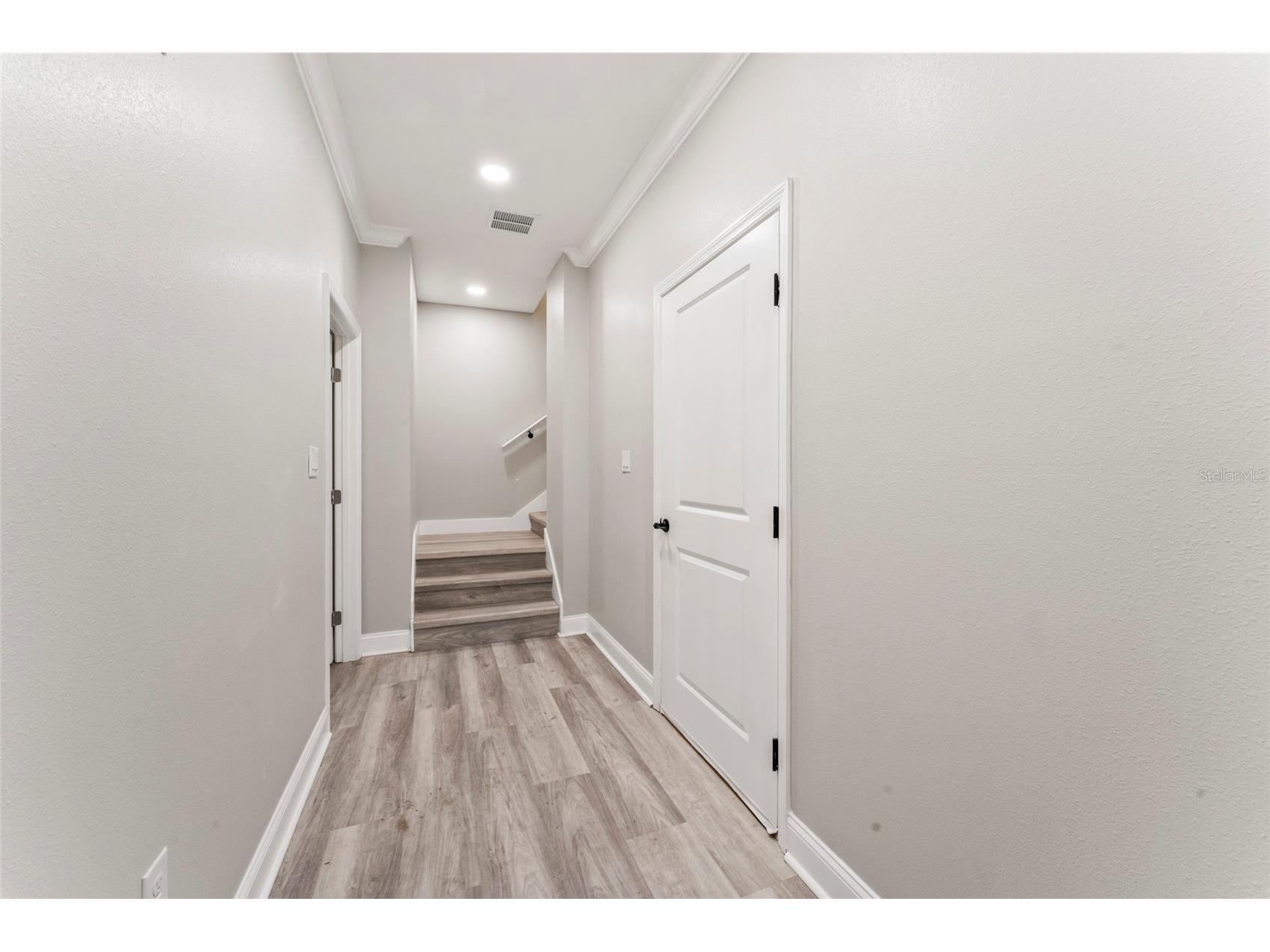 809 W Linebaugh Avenue #1B Tampa FL 33612 TB8485551 image4