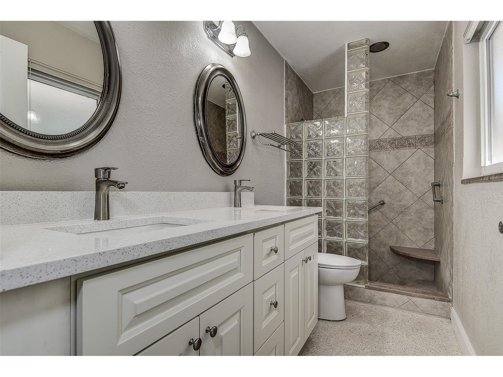 809 Whitcomb Boulevard Tarpon Springs FL 34689 W7880924 image14