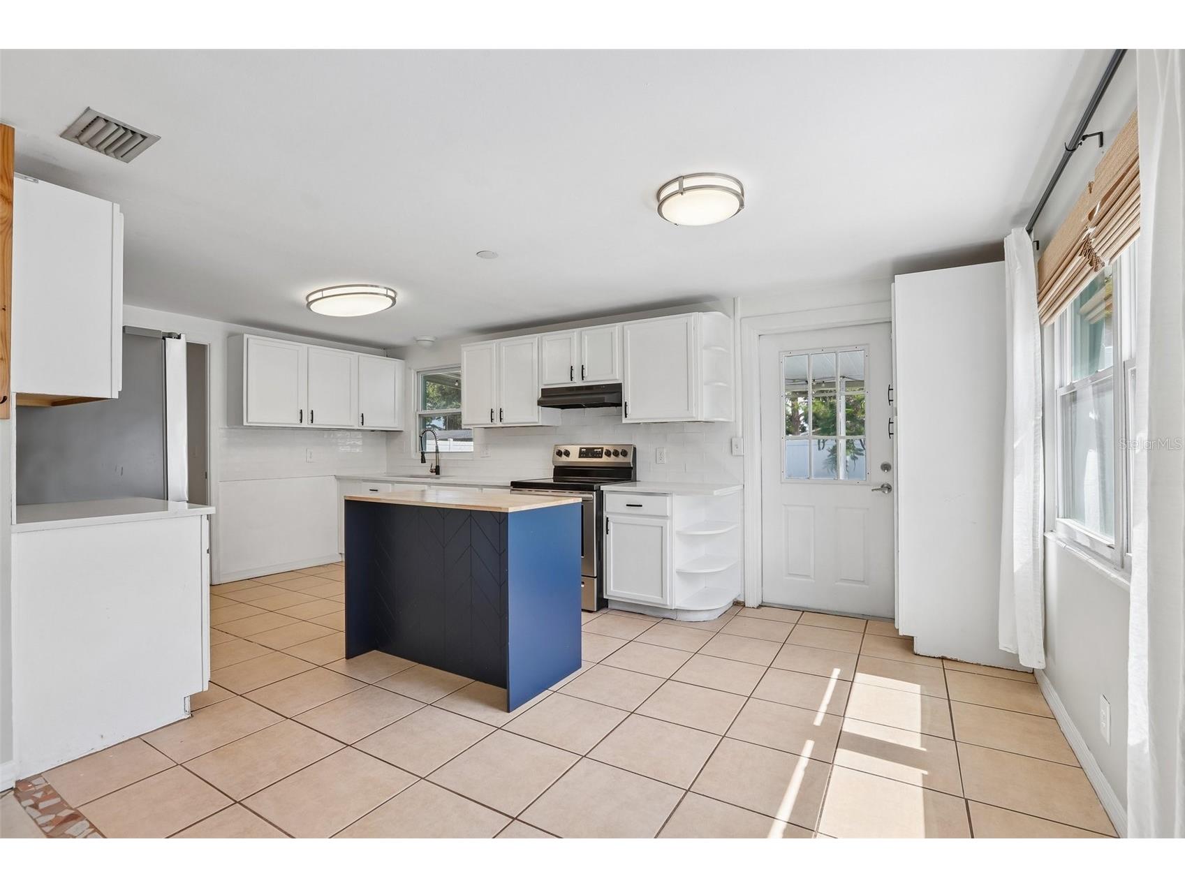 8090 68th Street N Pinellas Park FL 33781 TB8526280 image4