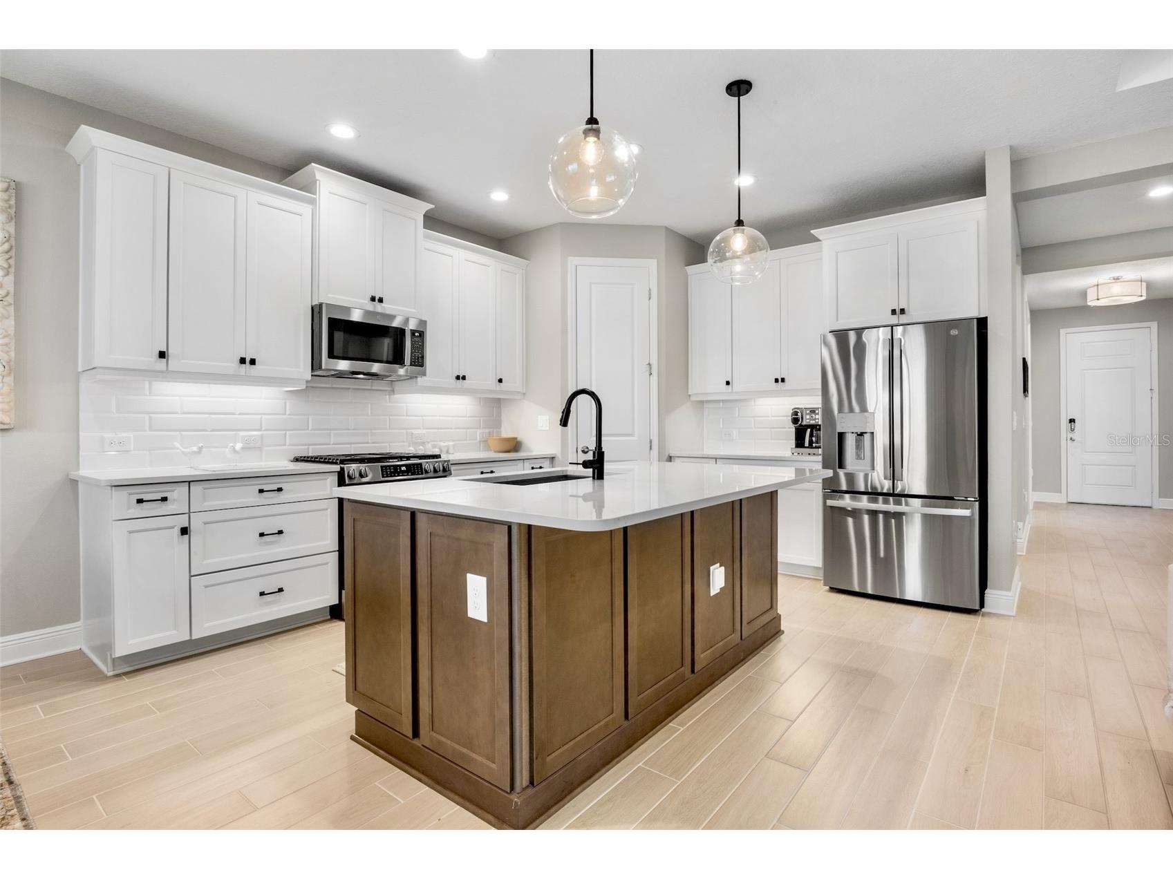 8091 Anthirium Loop Sarasota FL 34240 A4699971 image10