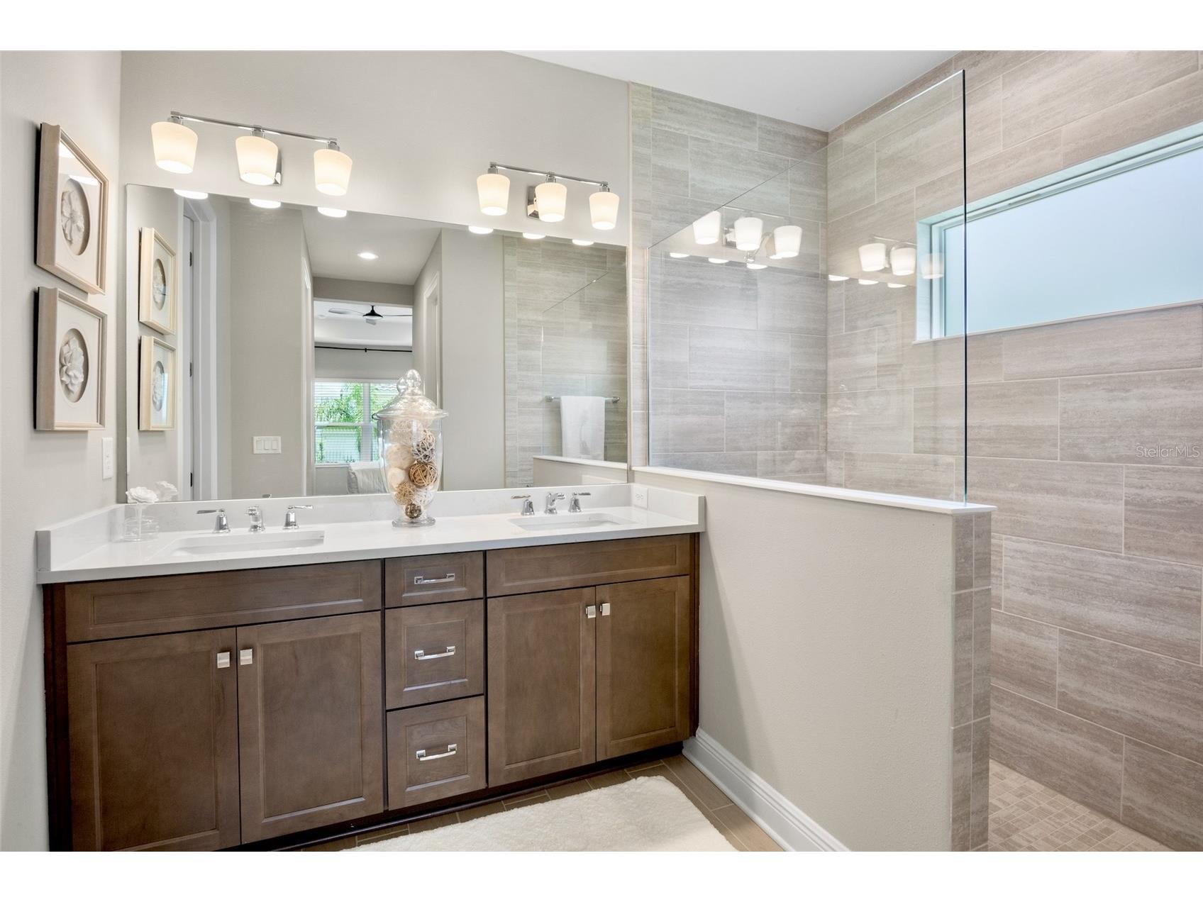 8091 Anthirium Loop Sarasota FL 34240 A4699971 image16