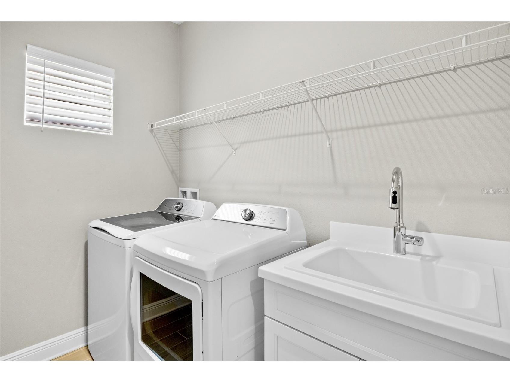8091 Anthirium Loop Sarasota FL 34240 A4699971 image17