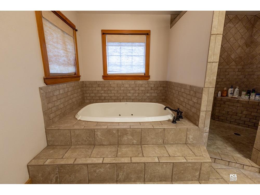 8091 C 476b Bushnell FL 33513 G5095928 image25