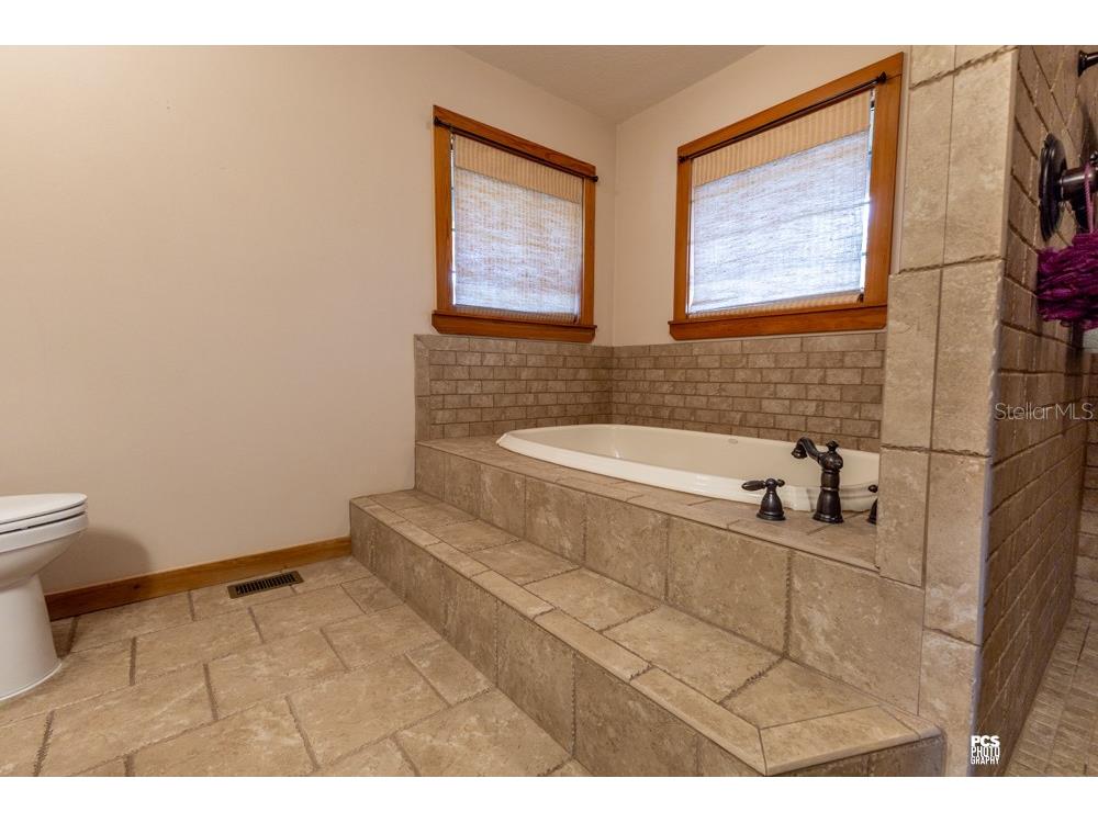 8091 C 476b Bushnell FL 33513 G5095928 image26