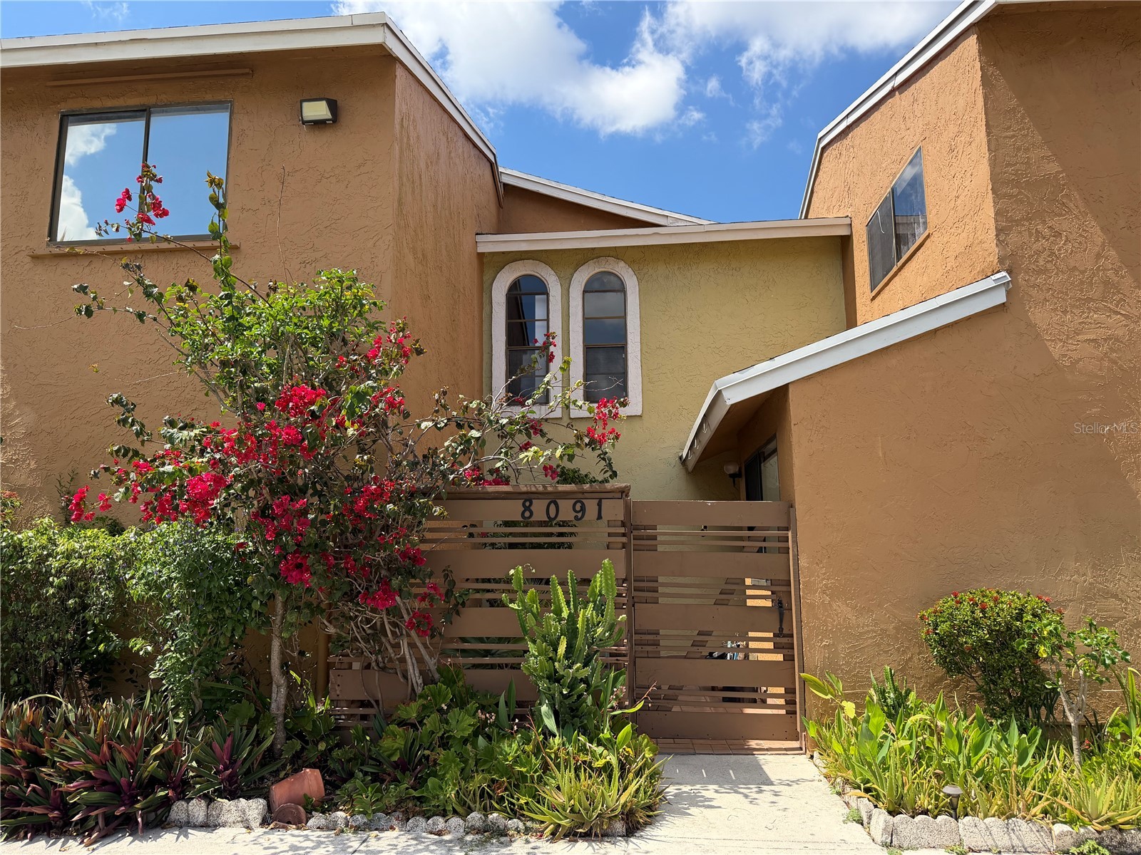 8091 NW 71st Court Tamarac FL 33321 O6396699 image1