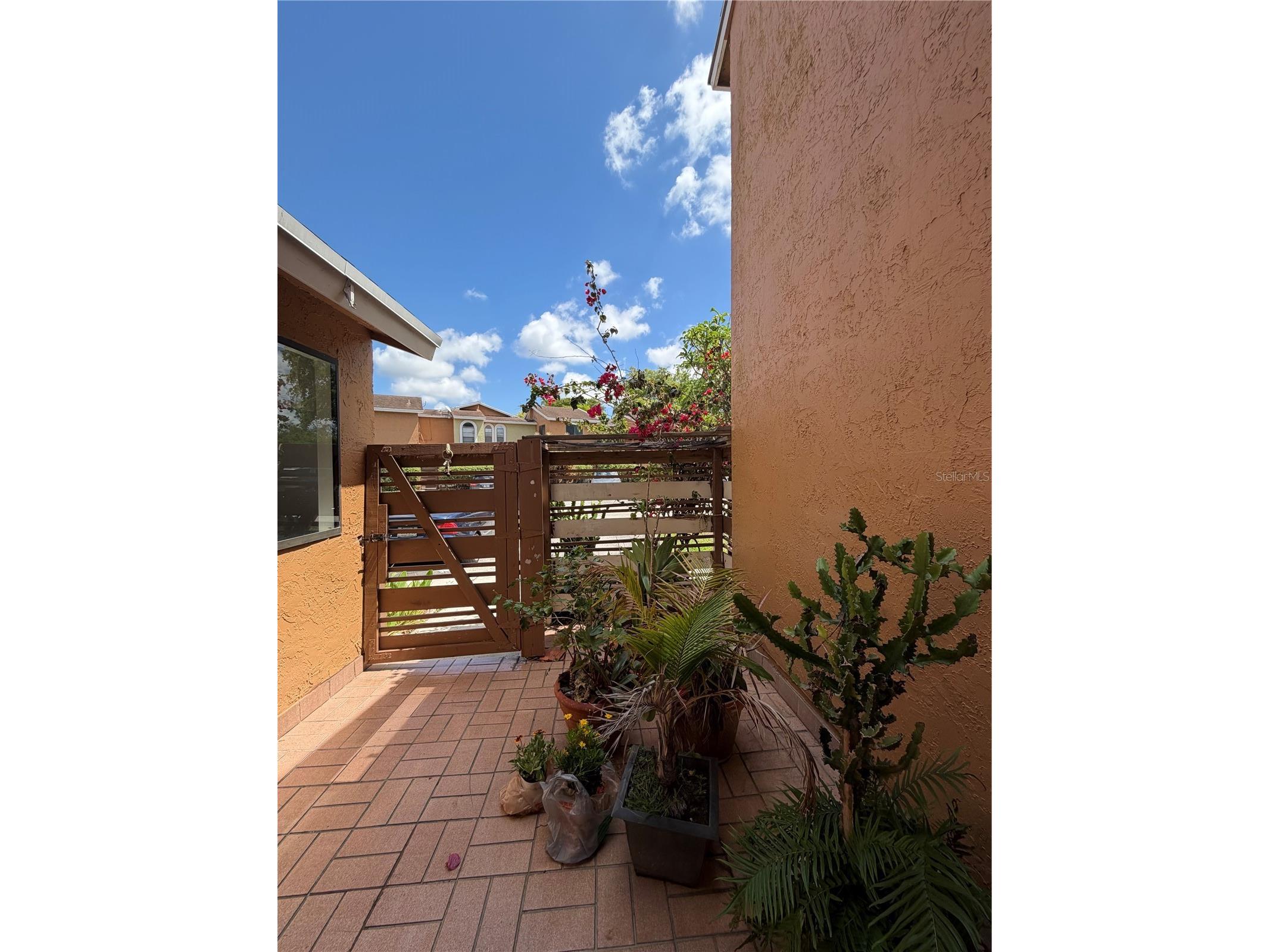 8091 NW 71st Court Tamarac FL 33321 O6396699 image3