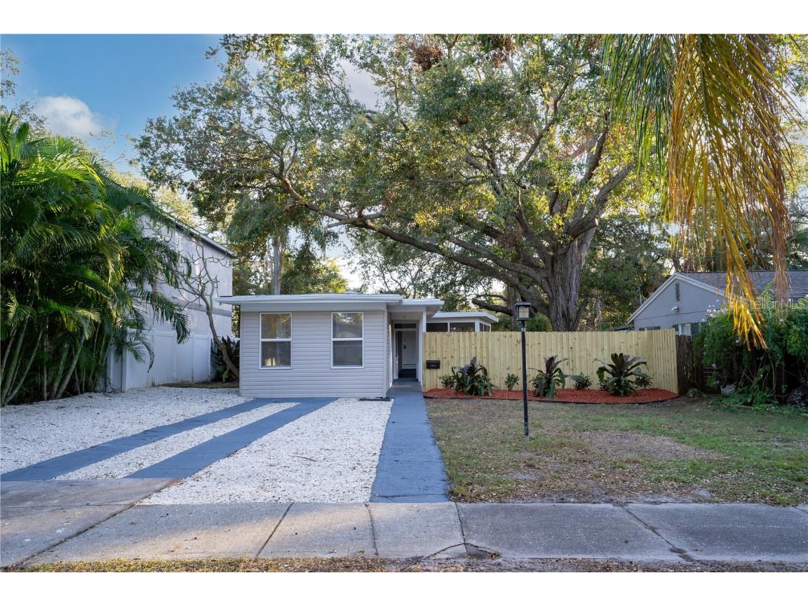 8092 27th Avenue N Saint Petersburg FL 33710 TB8330939 image1