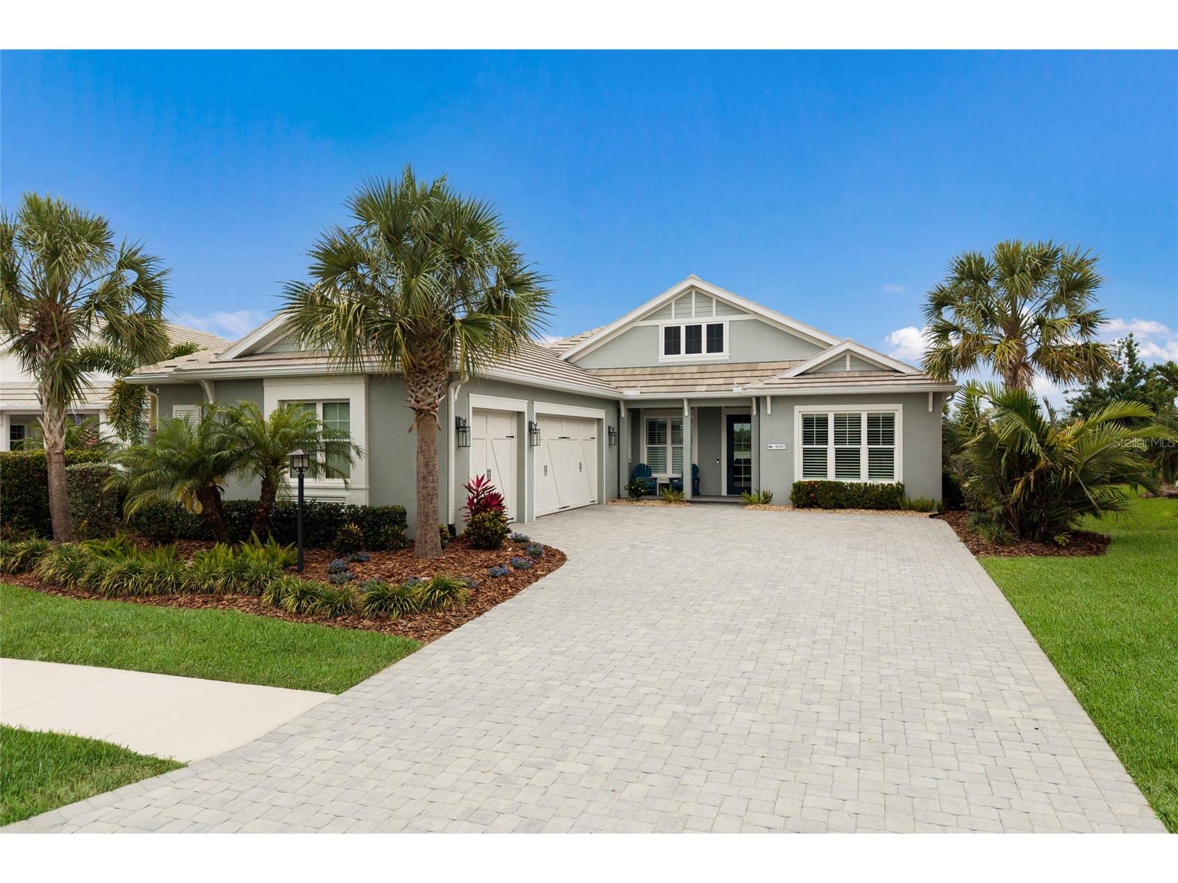 8092 Grande Shores Drive Sarasota FL 34240 A4693313 image1
