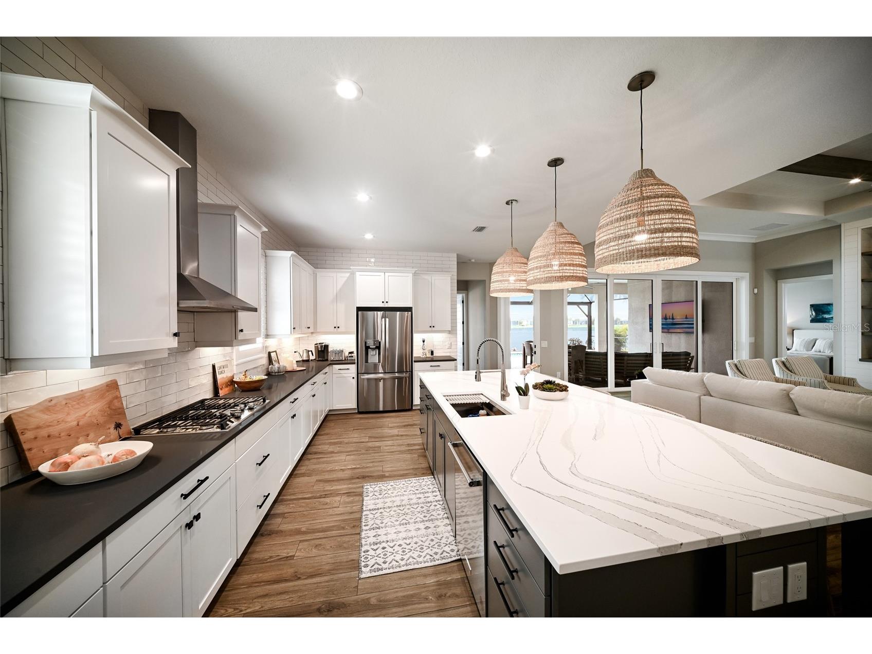 8092 Grande Shores Drive Sarasota FL 34240 A4693313 image12